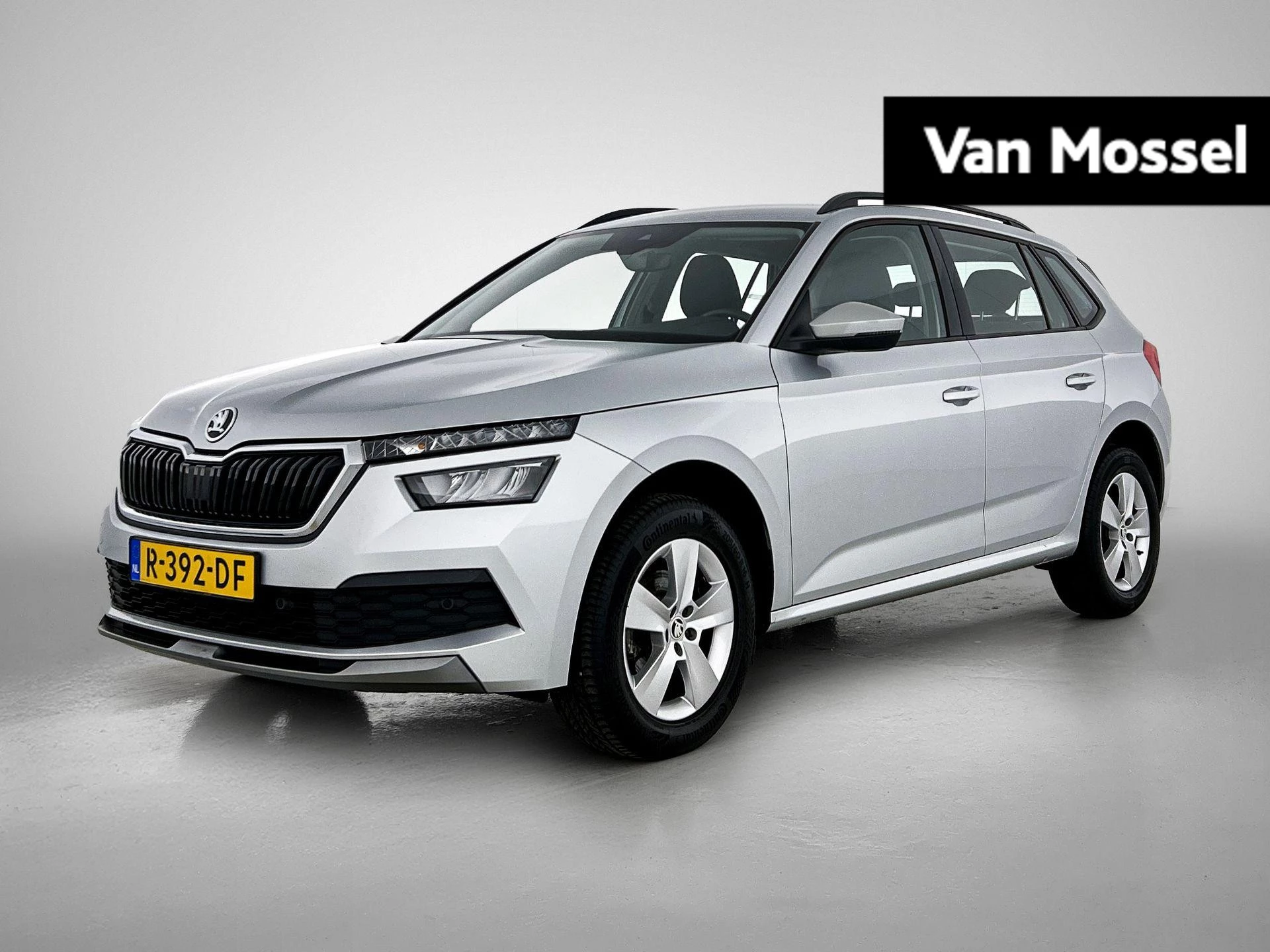 Skoda Kamiq met kenteken R-392-DF – autofoto 2