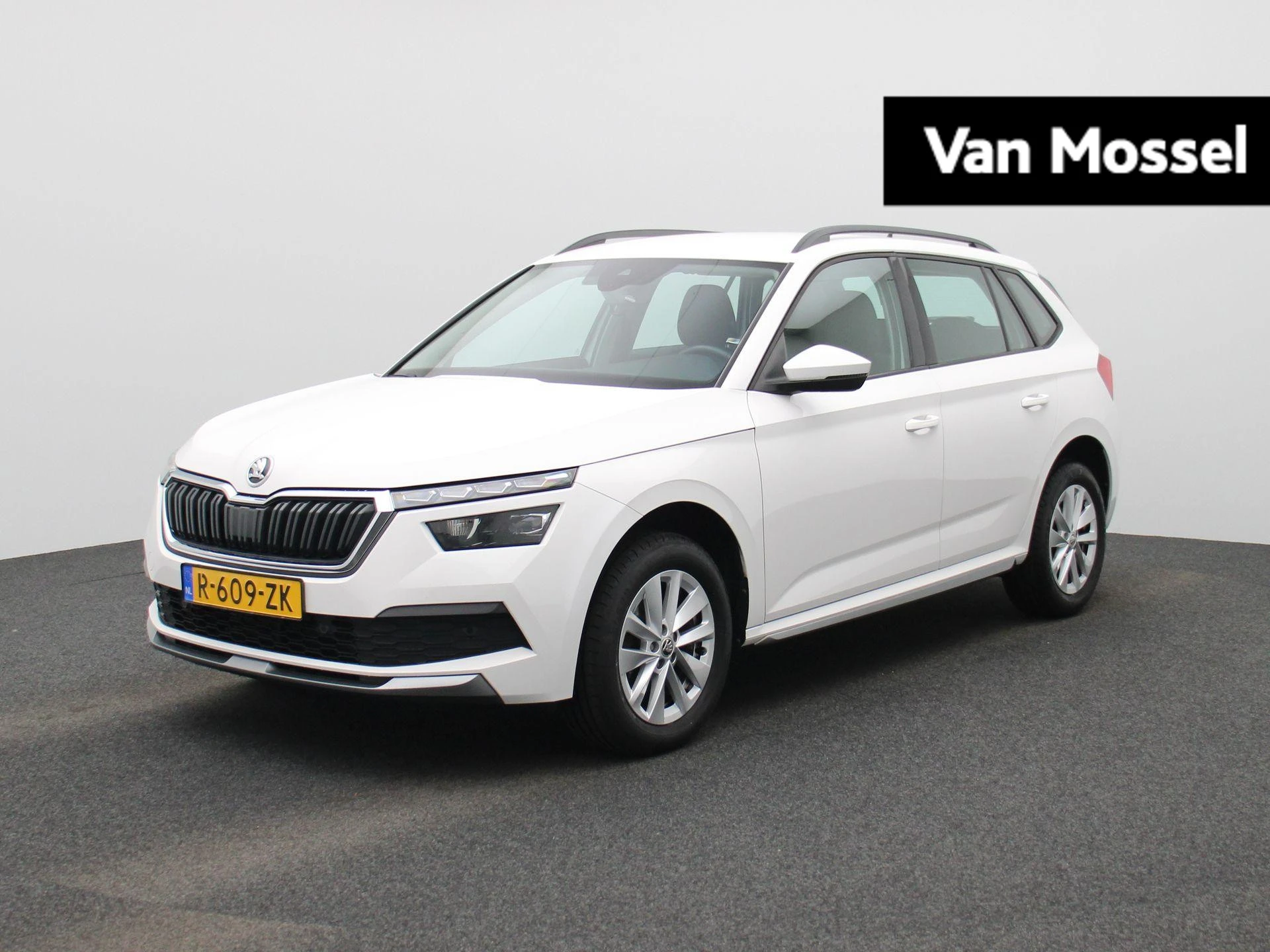 Skoda Kamiq met kenteken R-609-ZK – autofoto 2