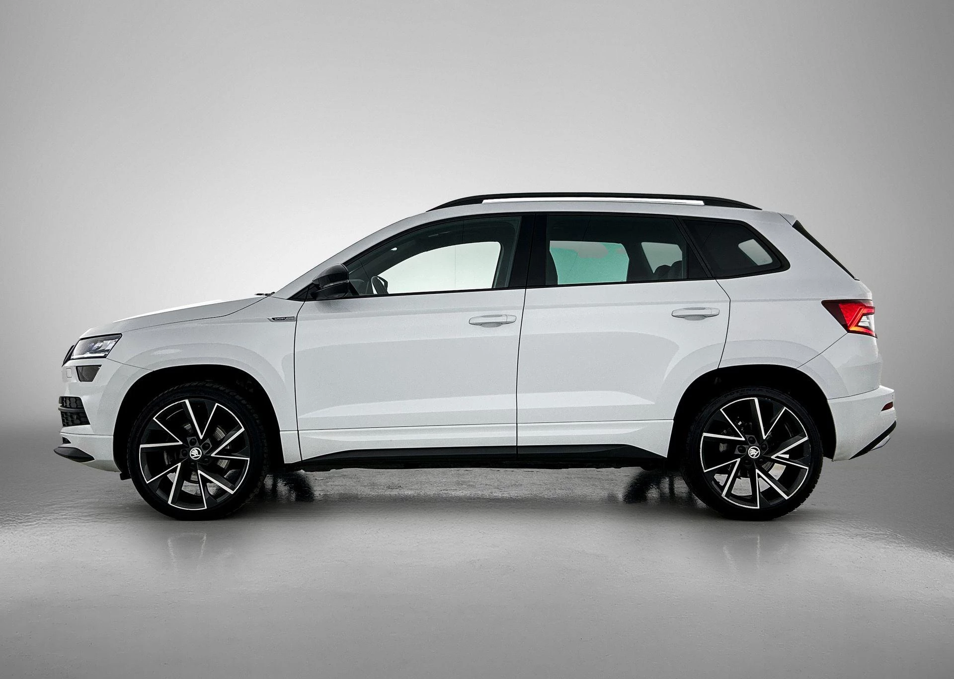 Skoda Karoq met kenteken N-384-DF – autofoto 4