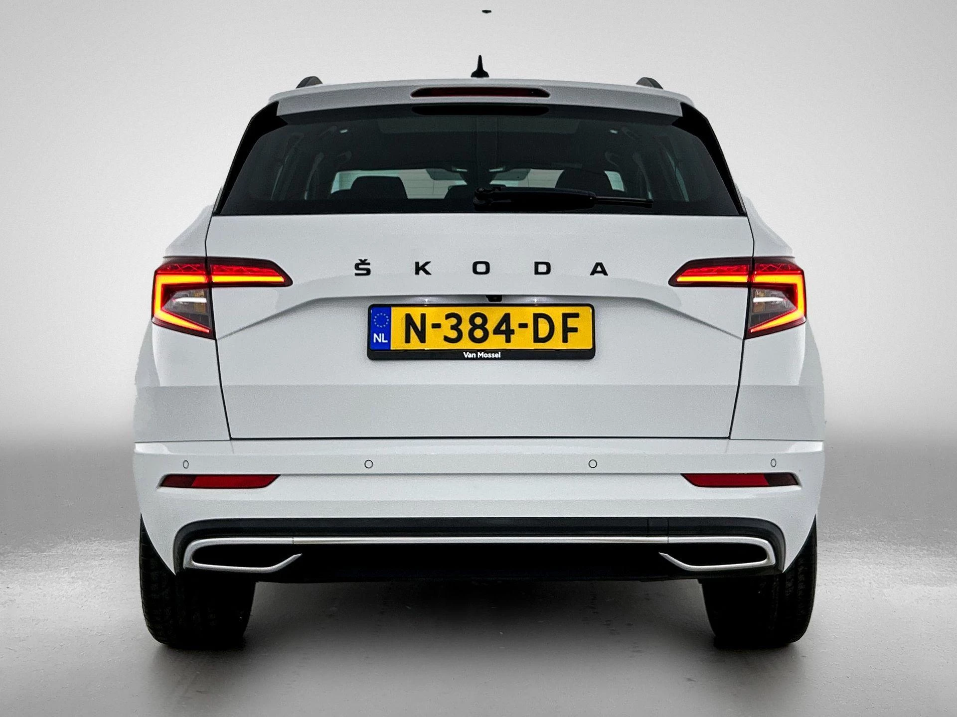 Skoda Karoq met kenteken N-384-DF – autofoto 5