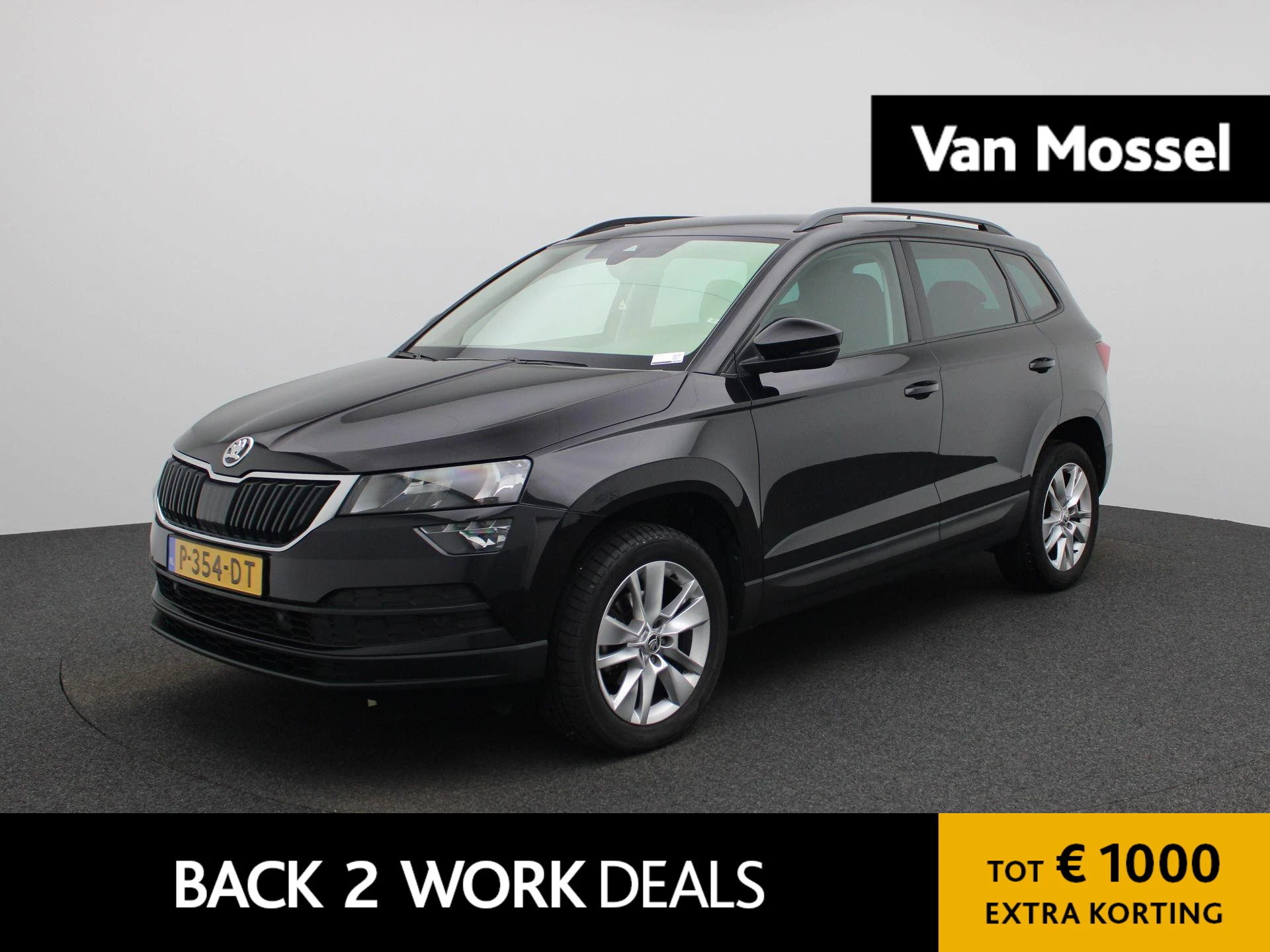 Skoda Karoq met kenteken P-354-DT – autofoto 2