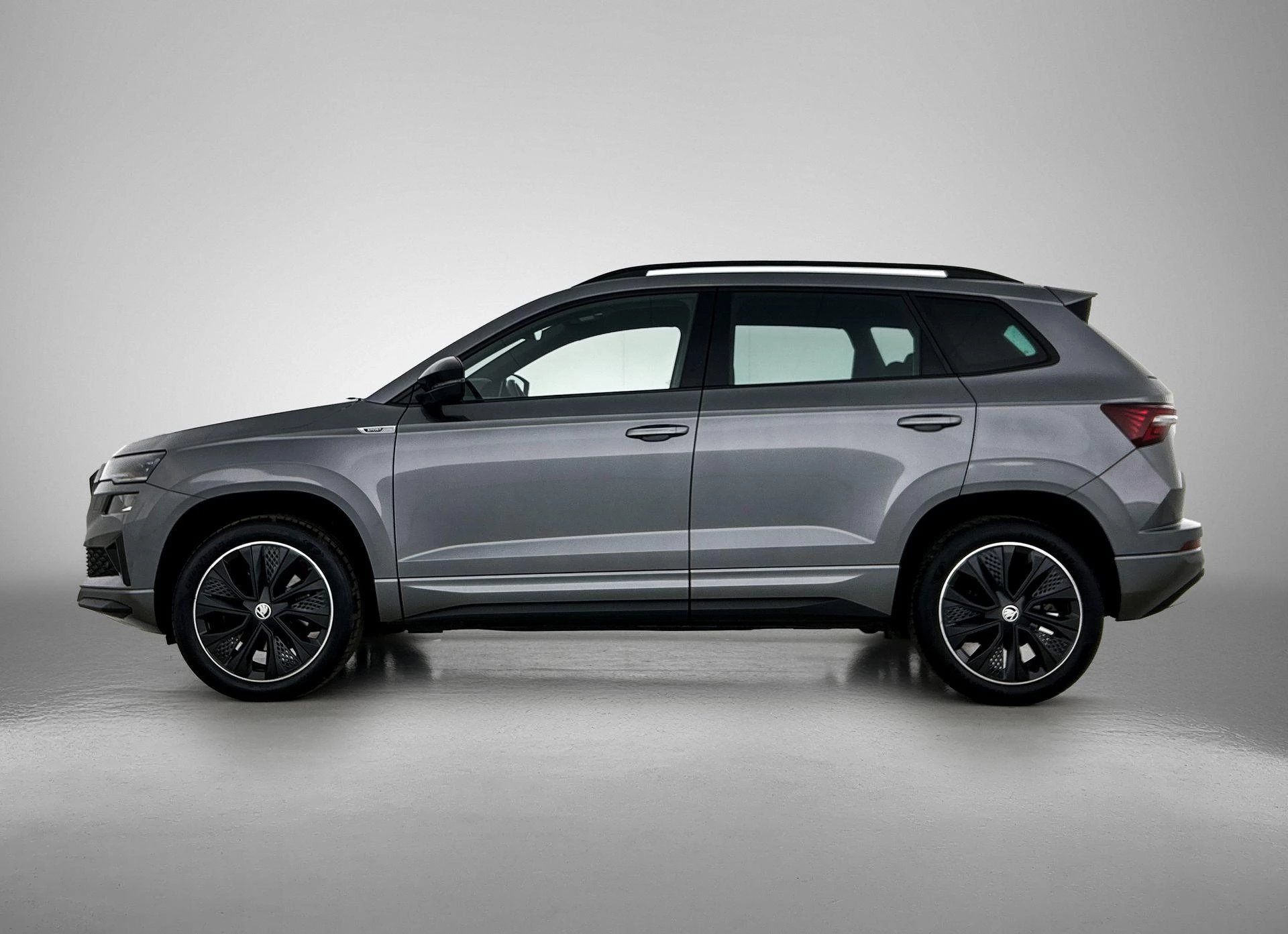 Skoda Karoq met kenteken T-830-SV – autofoto 4