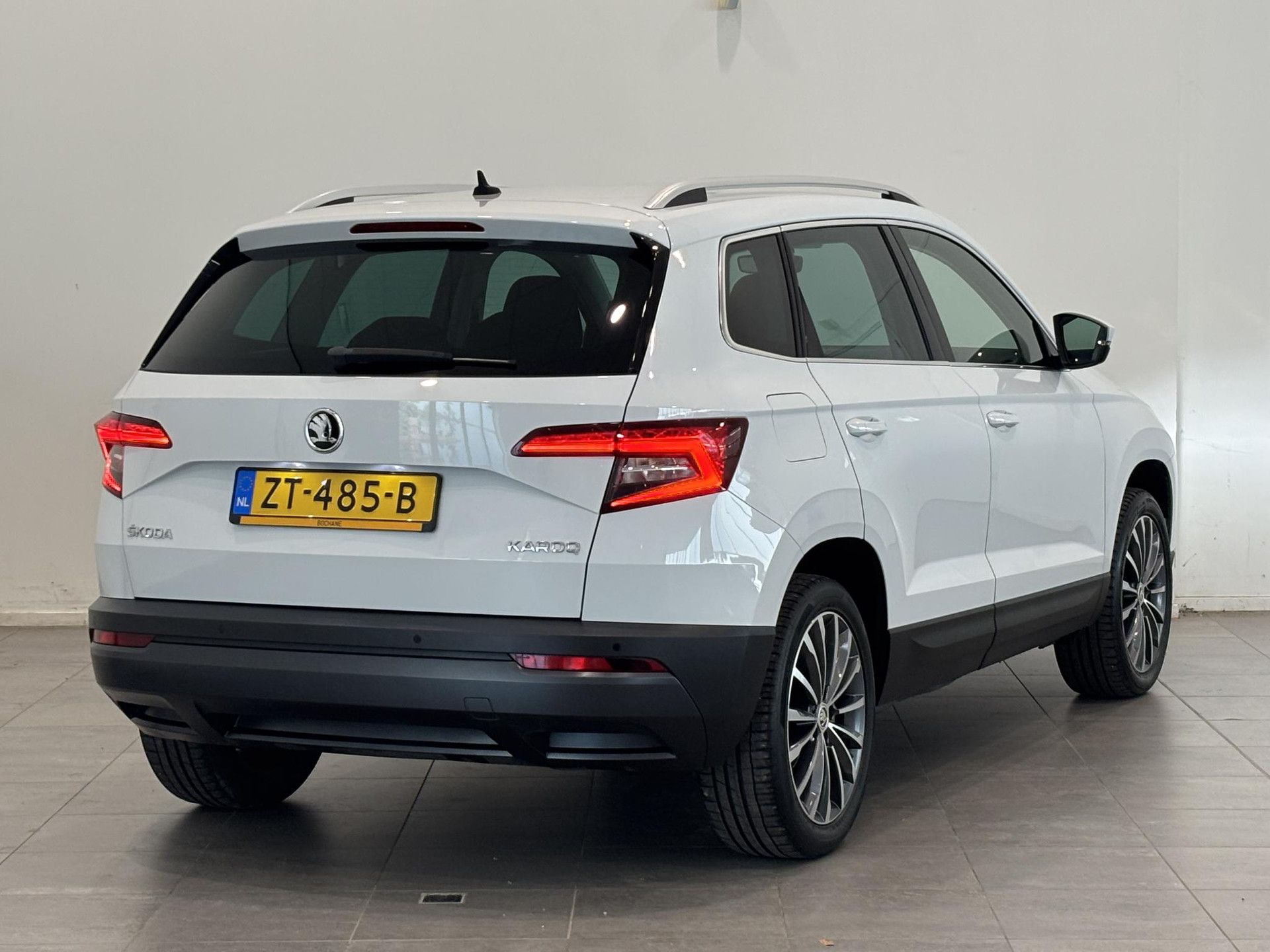 Skoda Karoq met kenteken ZT-485-B – autofoto 2