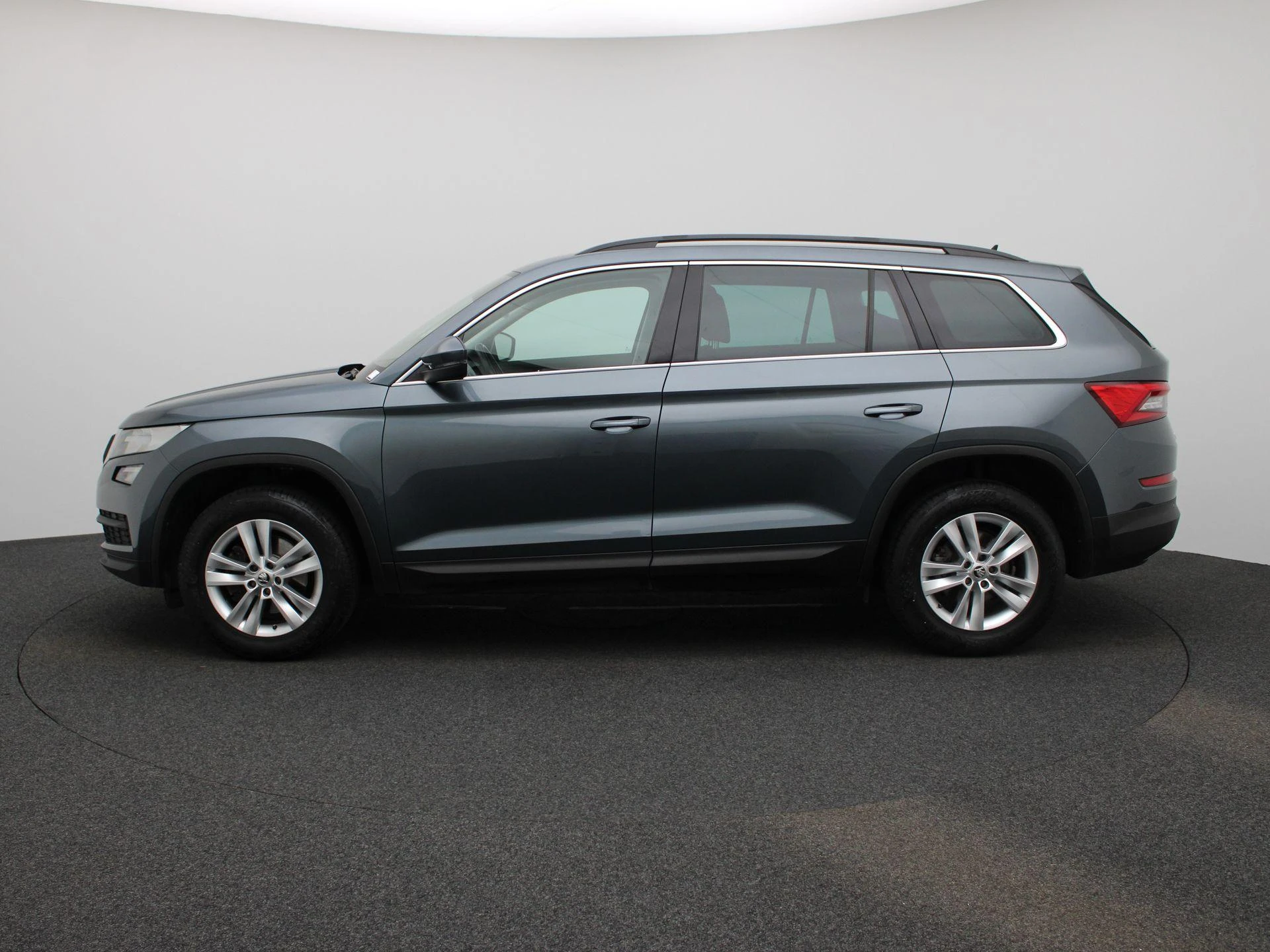 Skoda Kodiaq met kenteken KVN-27-L – autofoto 5