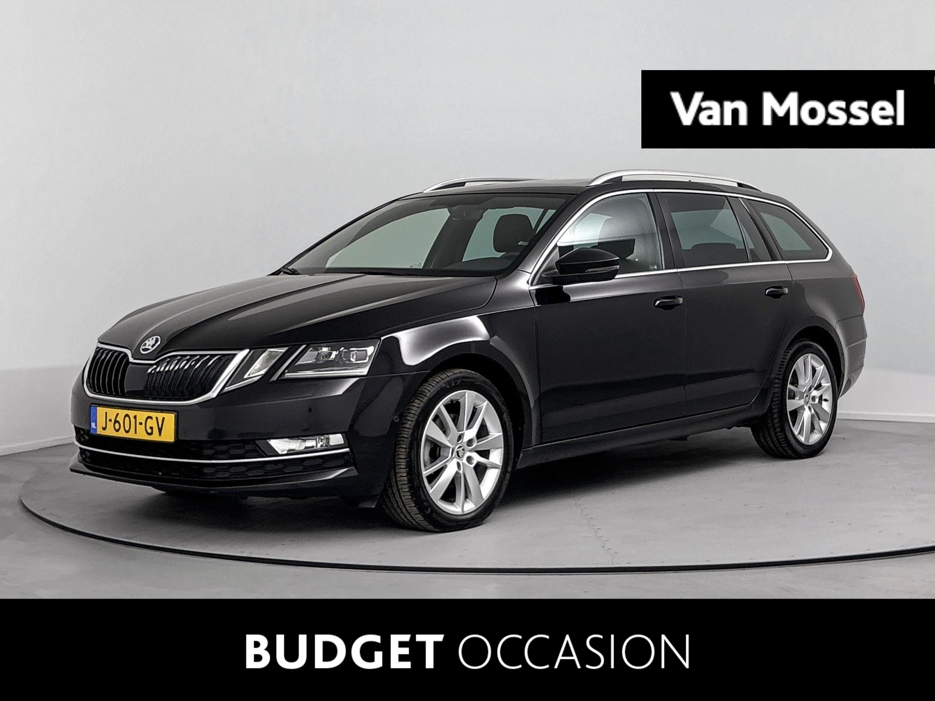 Skoda Octavia met kenteken 64100 – autofoto 2