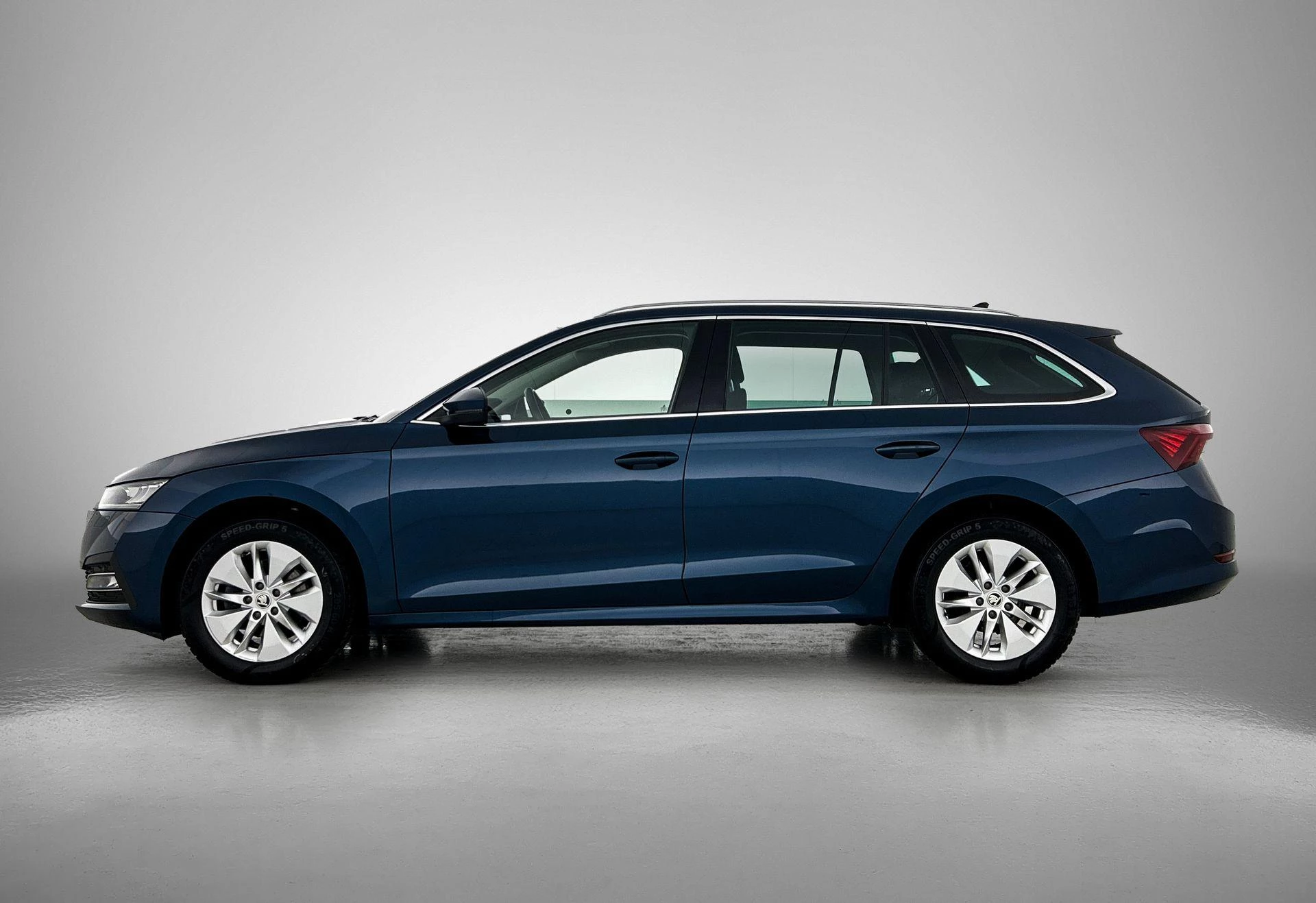Skoda Octavia – autofoto 4