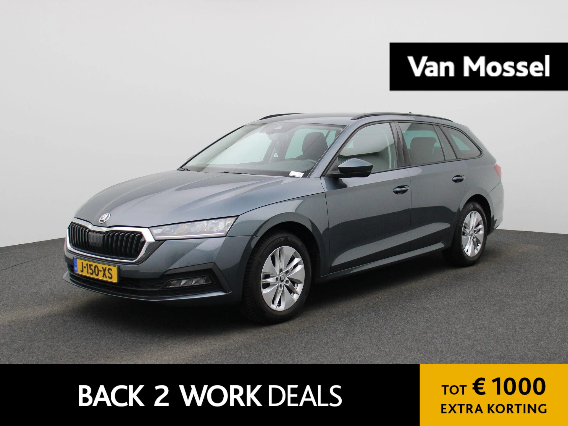 Skoda Octavia met kenteken J-150-XS – autofoto 2