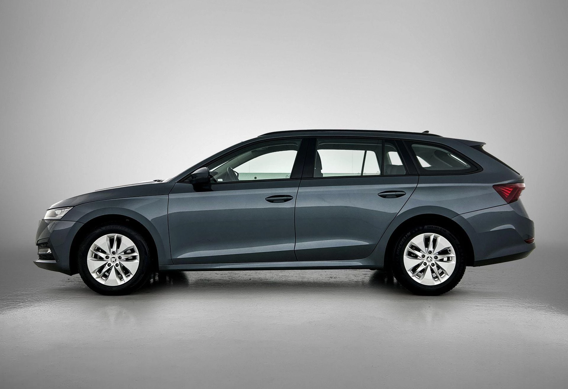 Skoda Octavia met kenteken K-373-KD – autofoto 4