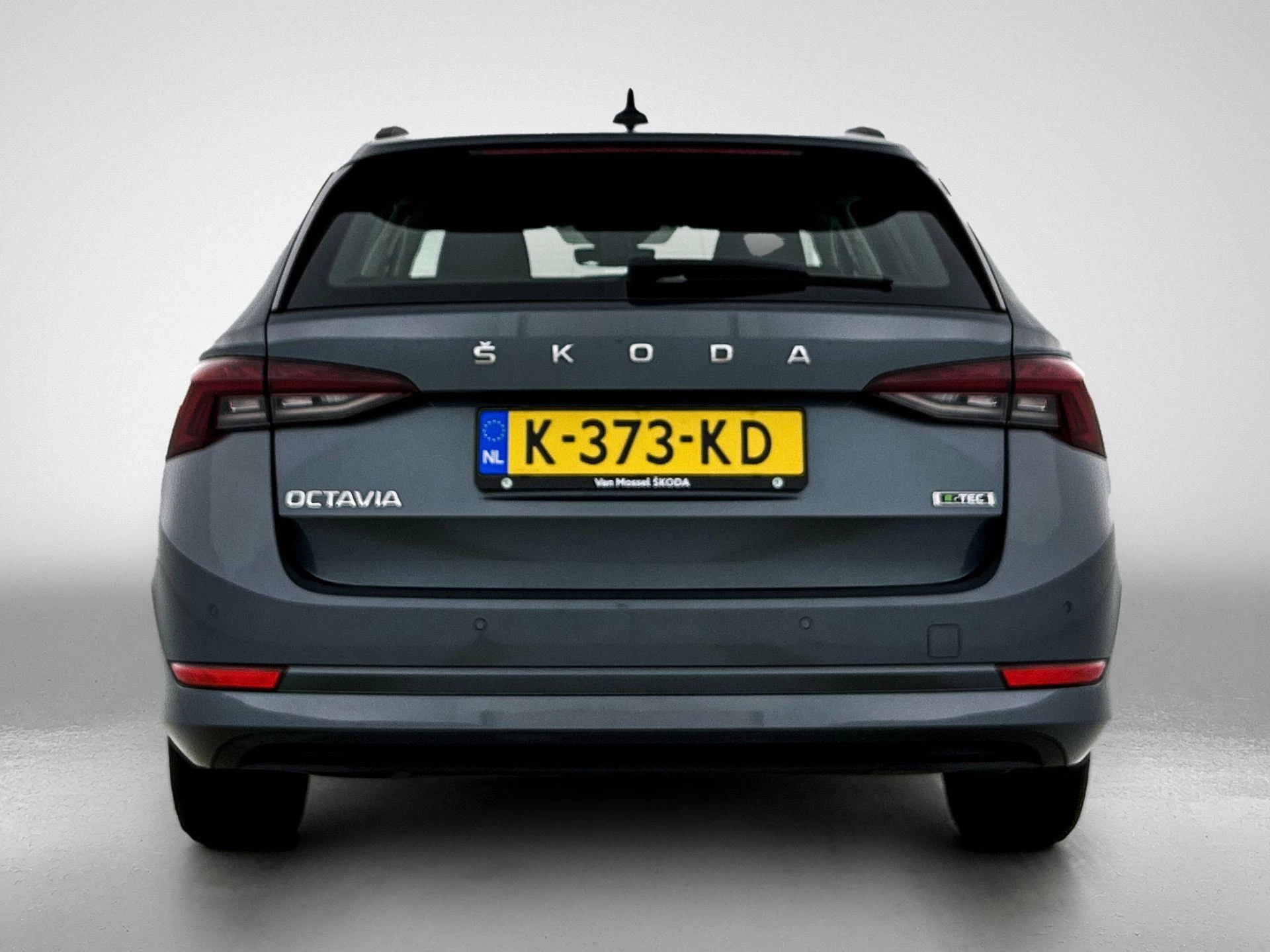 Skoda Octavia met kenteken K-373-KD – autofoto 5
