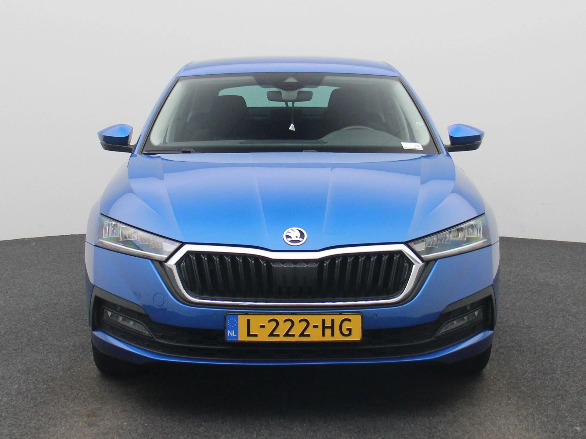 Skoda Octavia met kenteken L-222-HG – autofoto 4