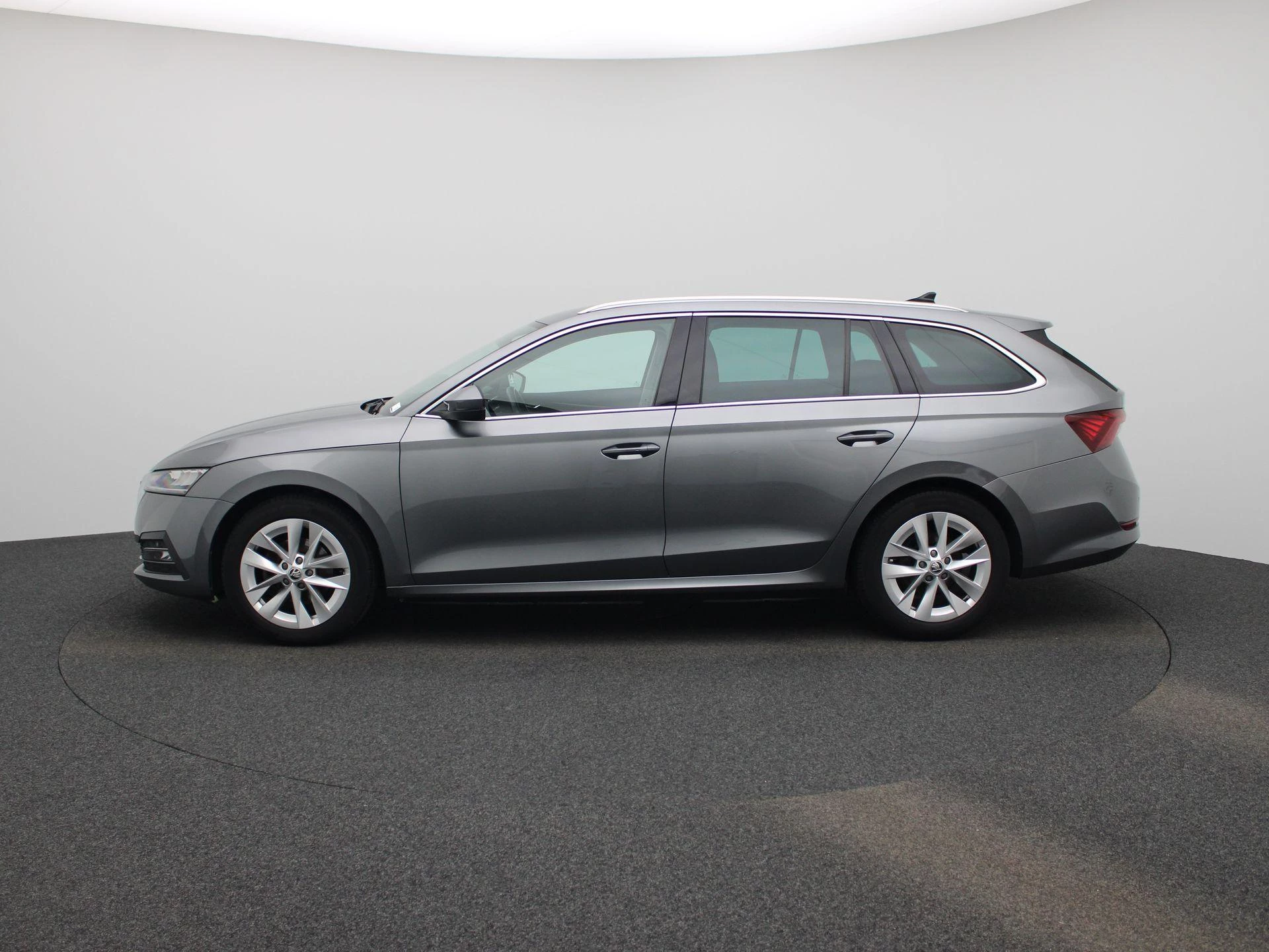 Skoda Octavia met kenteken P-164-JT – autofoto 5