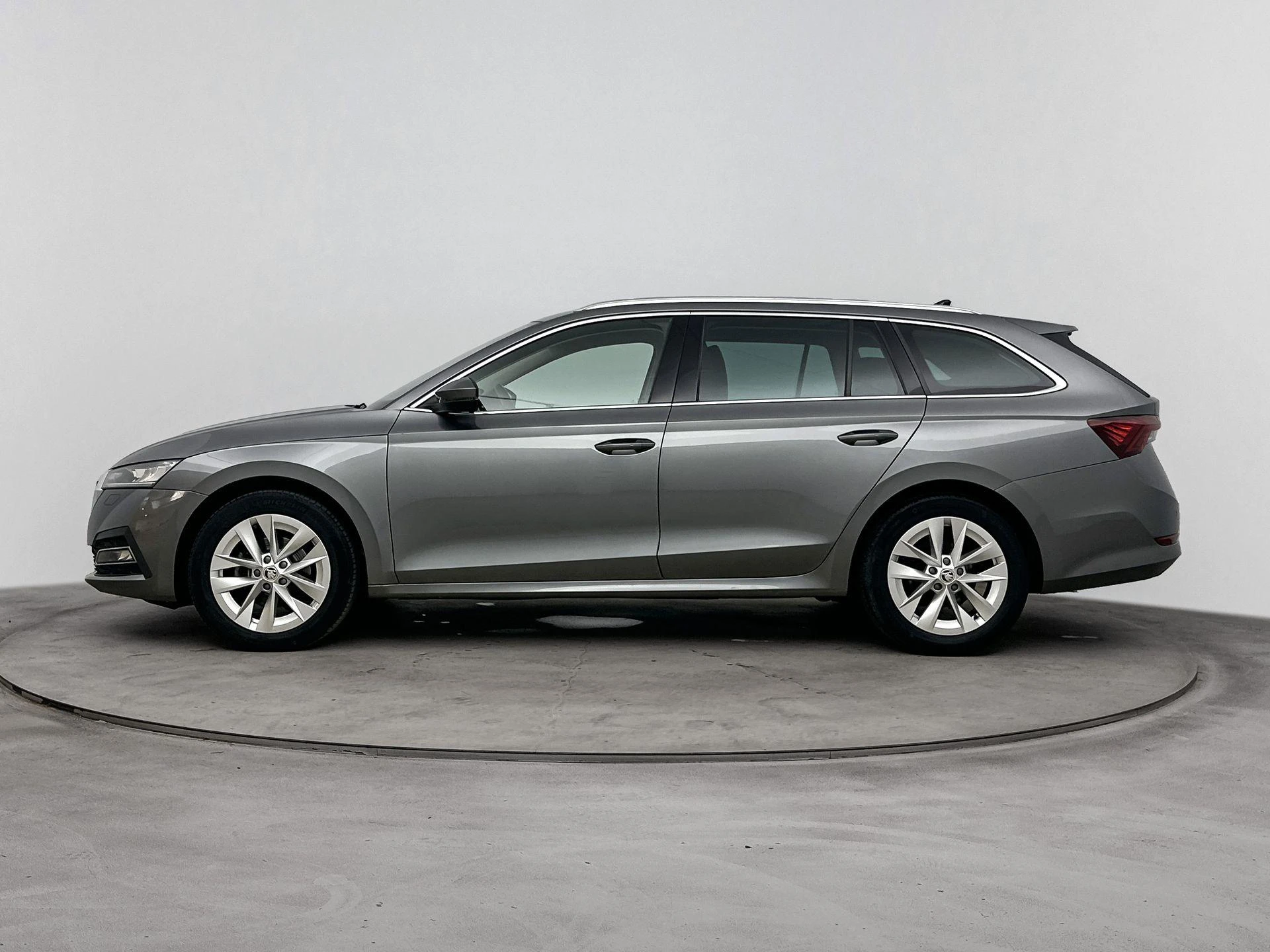 Skoda Octavia met kenteken P-503-NR – autofoto 4