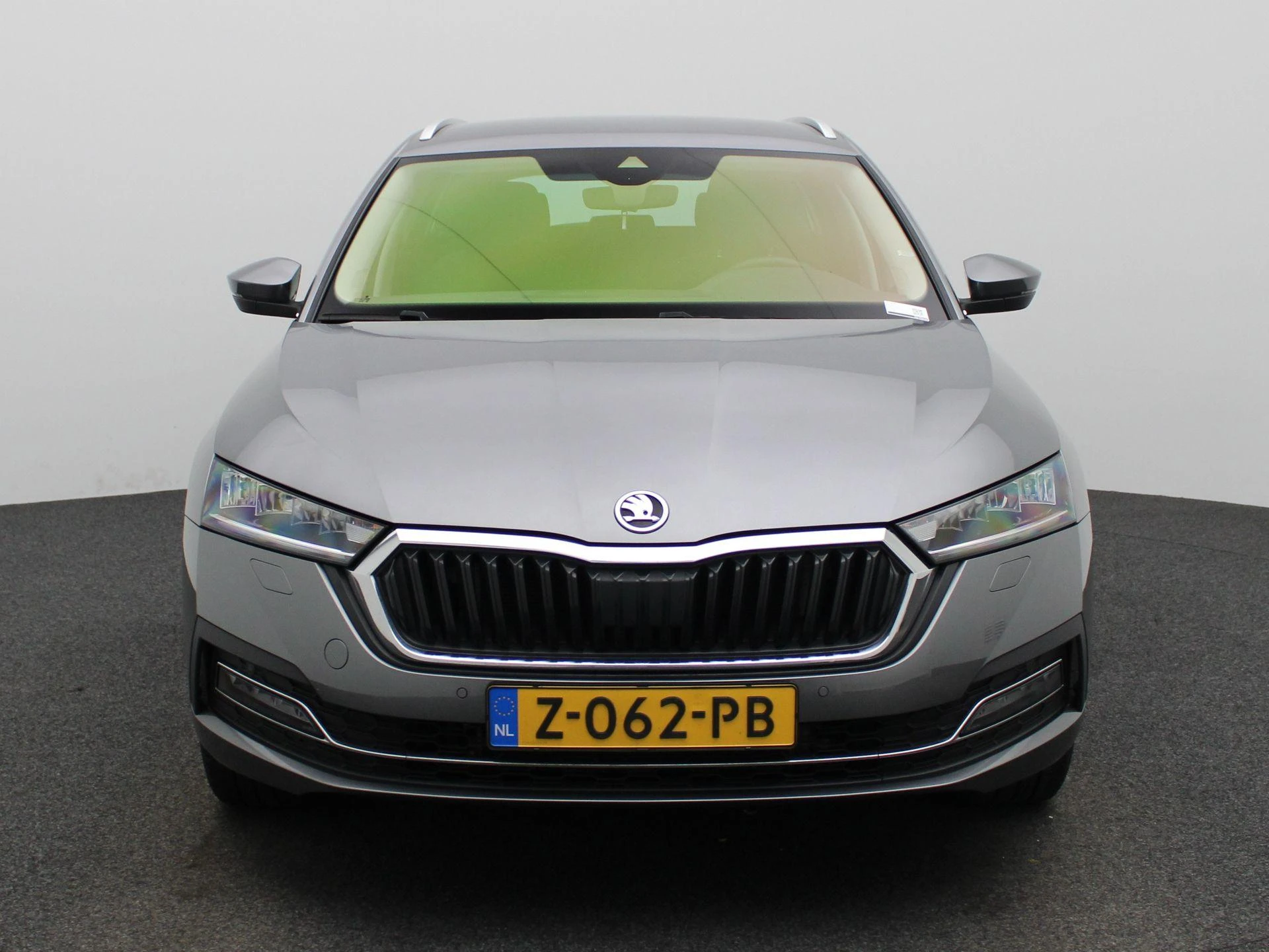 Skoda Octavia met kenteken Z-062-PB – autofoto 4
