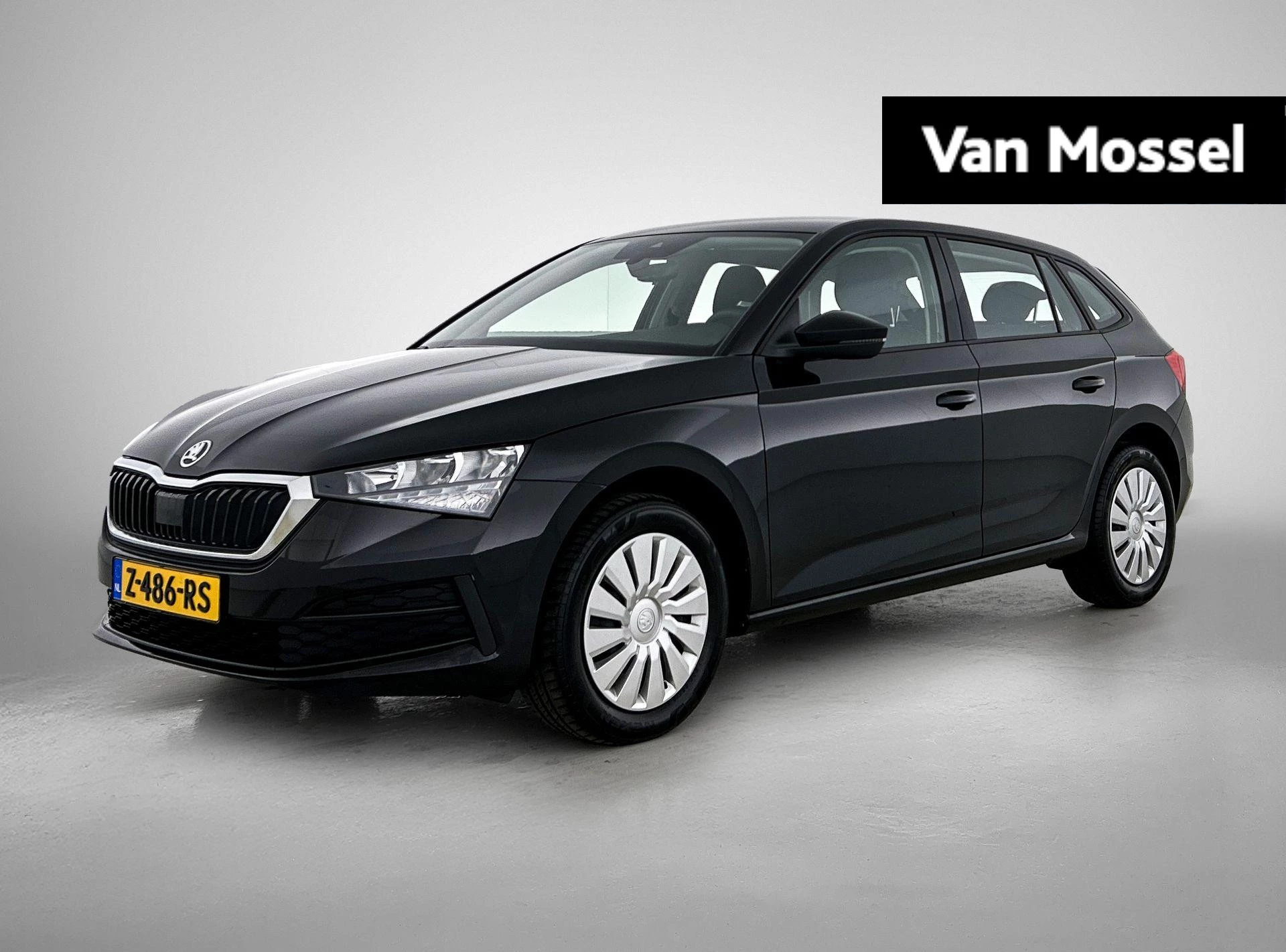 Skoda Scala met kenteken Z-486-RS – autofoto 2