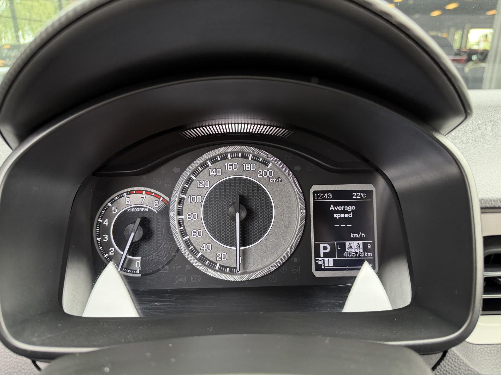 Suzuki Ignis met kenteken KXS-56-K – autofoto 4