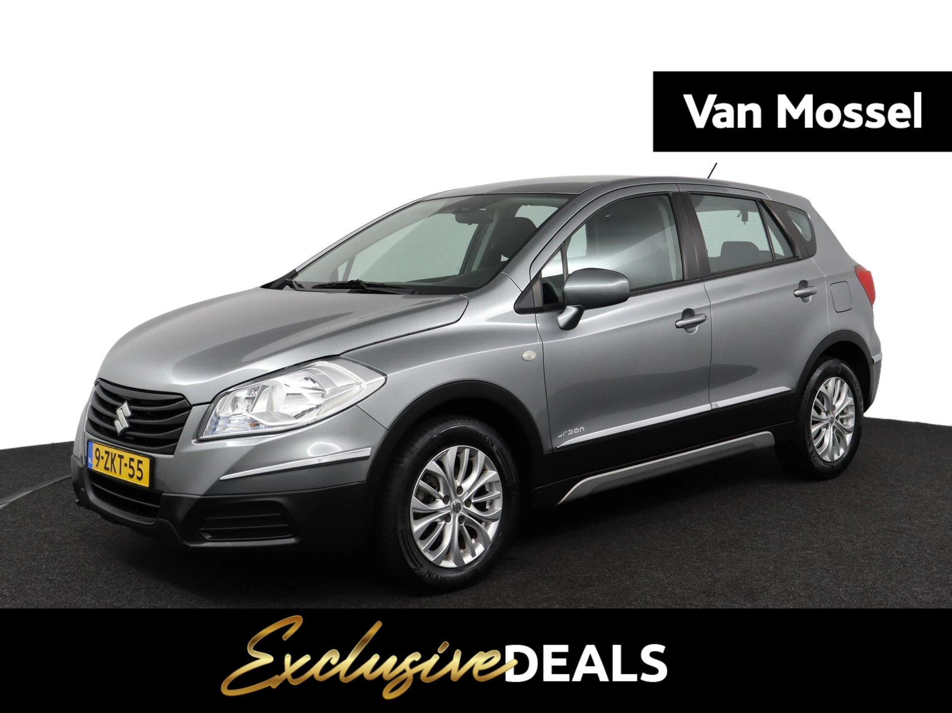 Suzuki S-Cross met kenteken 66100 – autofoto 2
