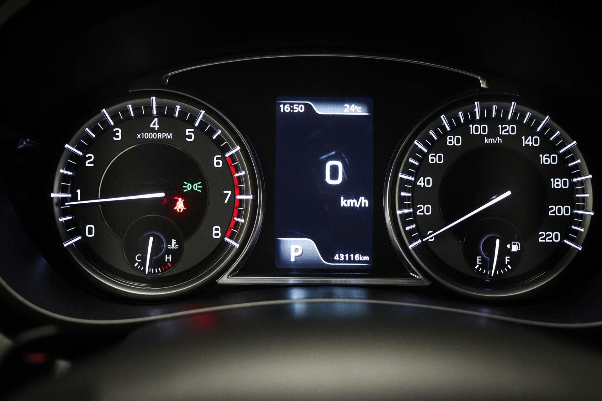 Suzuki S-Cross met kenteken X-171-SL – autofoto 5