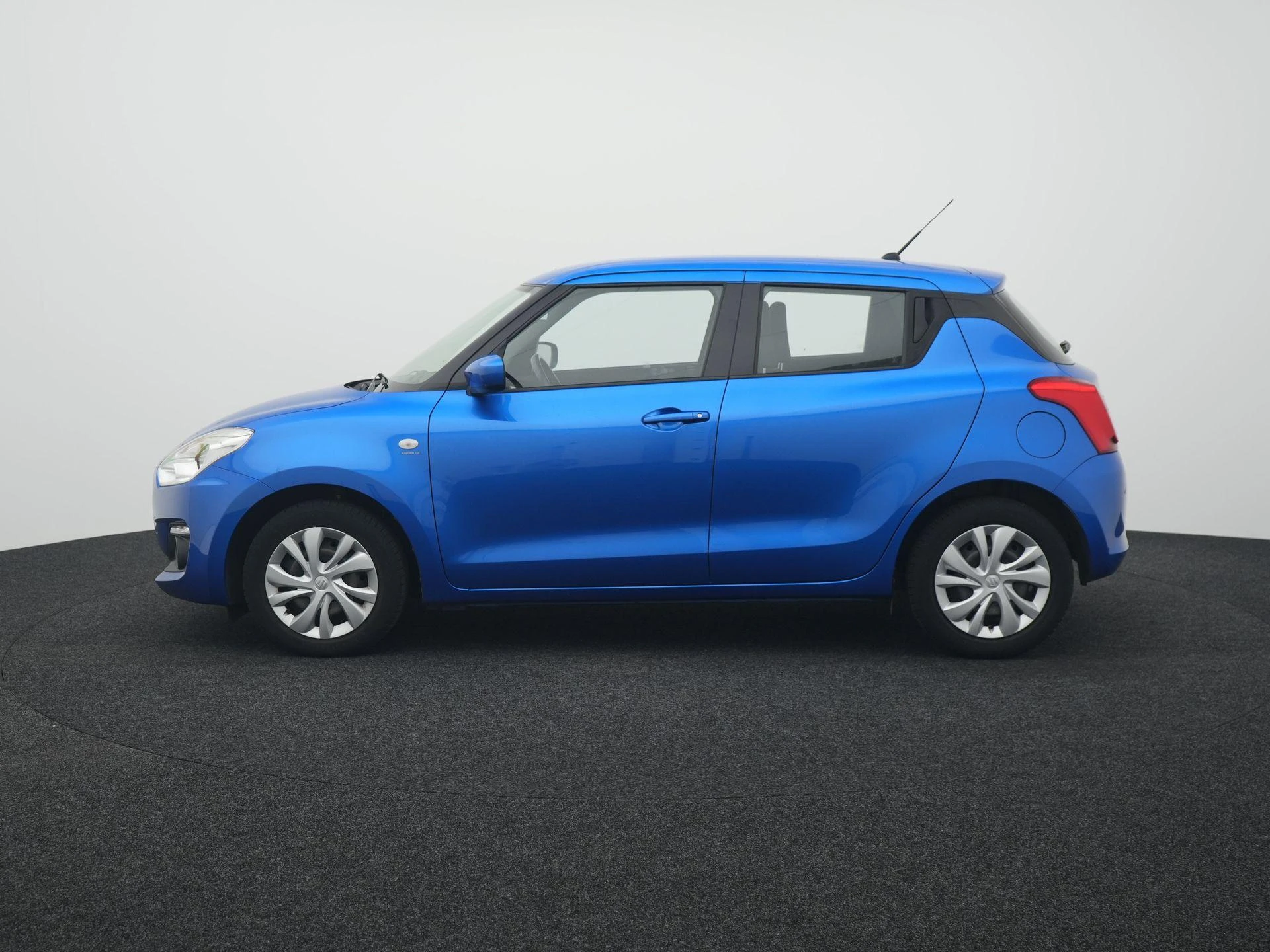 Suzuki Swift met kenteken 54100 – autofoto 5