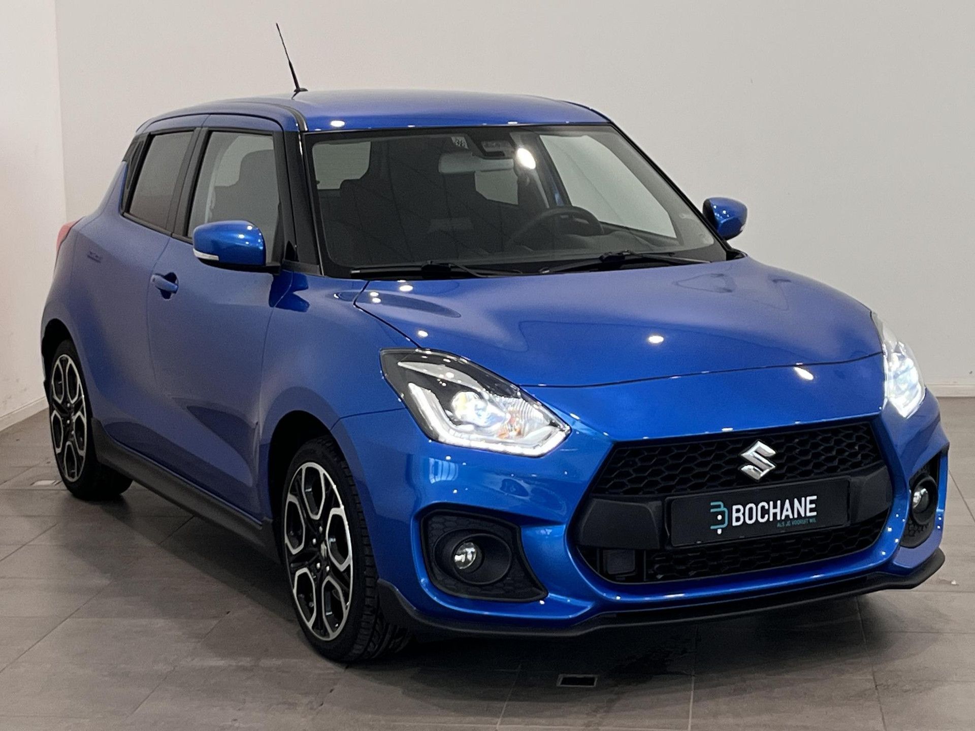 Suzuki Swift met kenteken HTT-86-L – autofoto 5