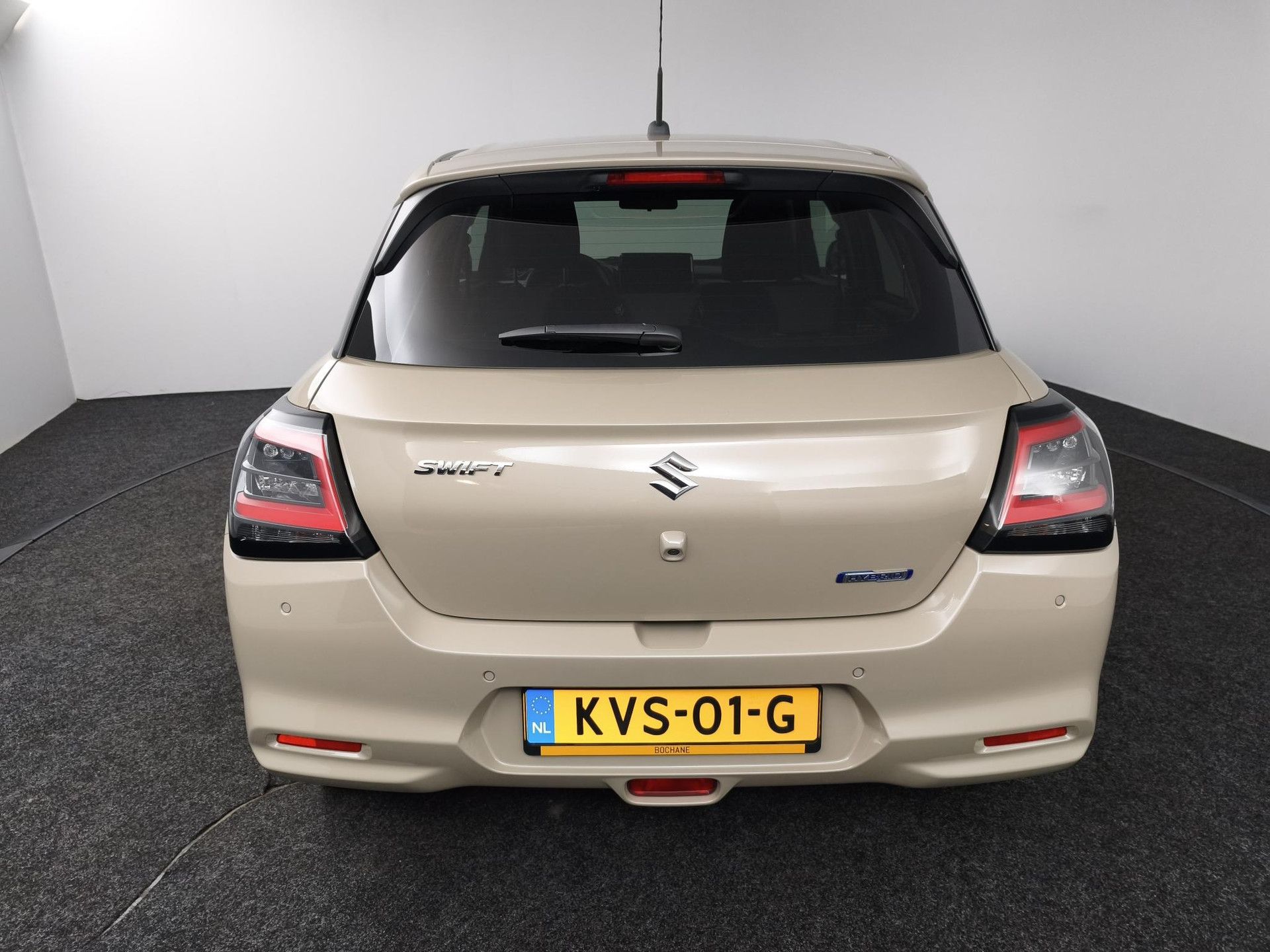 Suzuki Swift met kenteken KVS-01-G – autofoto 5