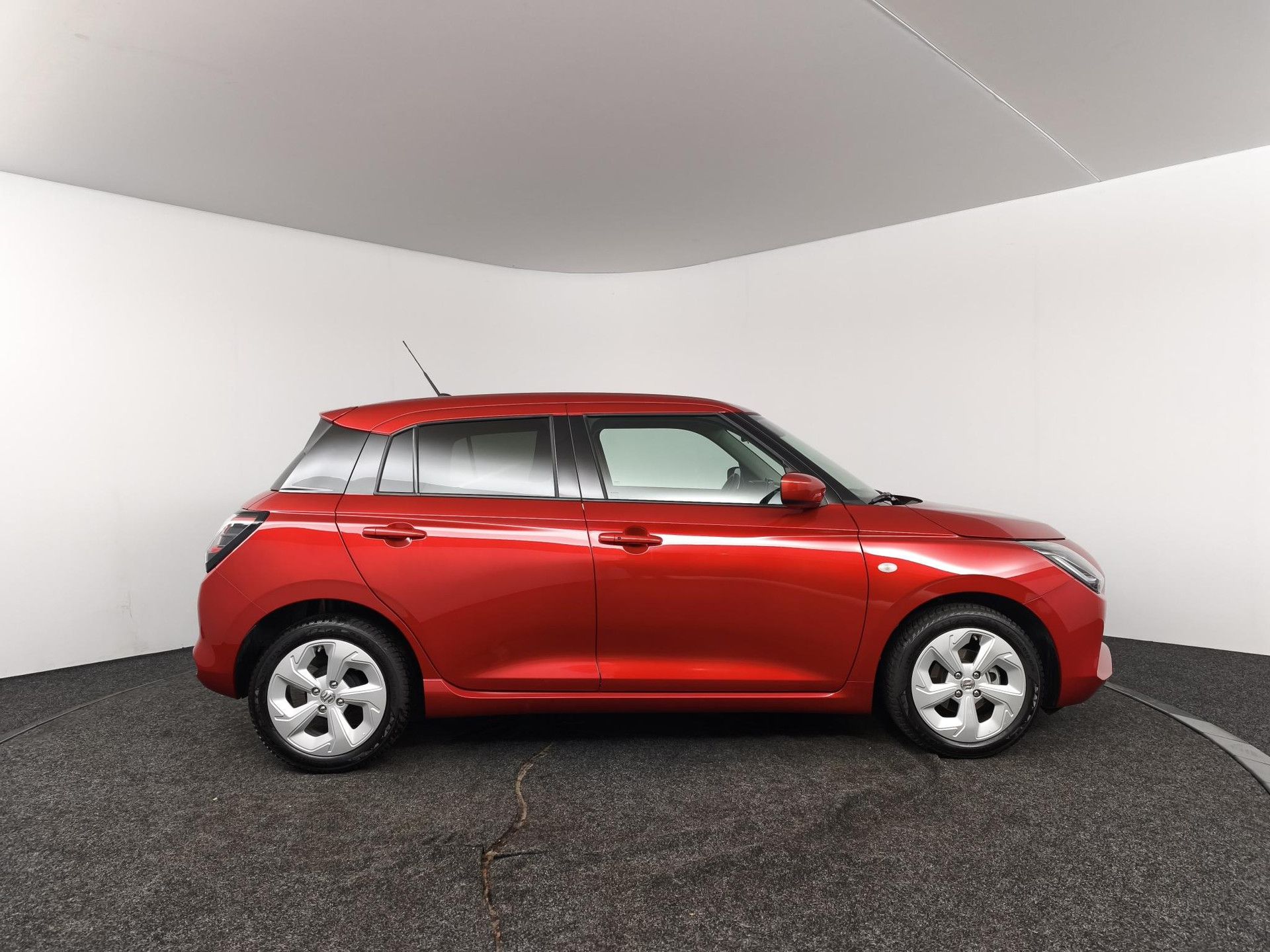 Suzuki Swift met kenteken KVS-60-J – autofoto 3
