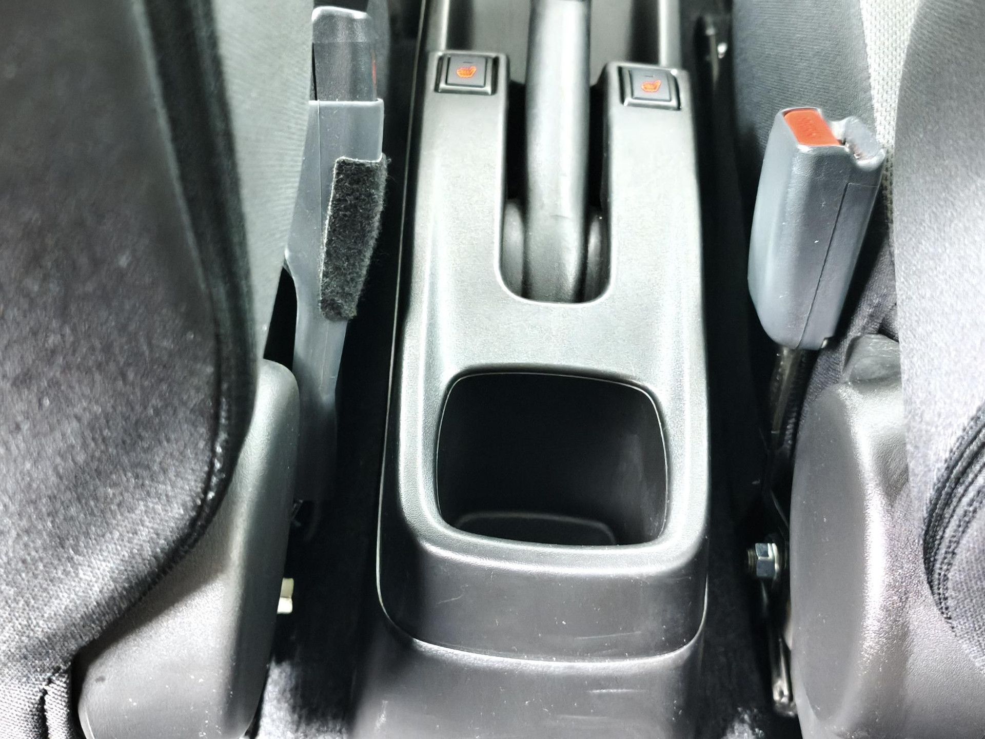 Suzuki Swift met kenteken KVS-98-F – autofoto 3