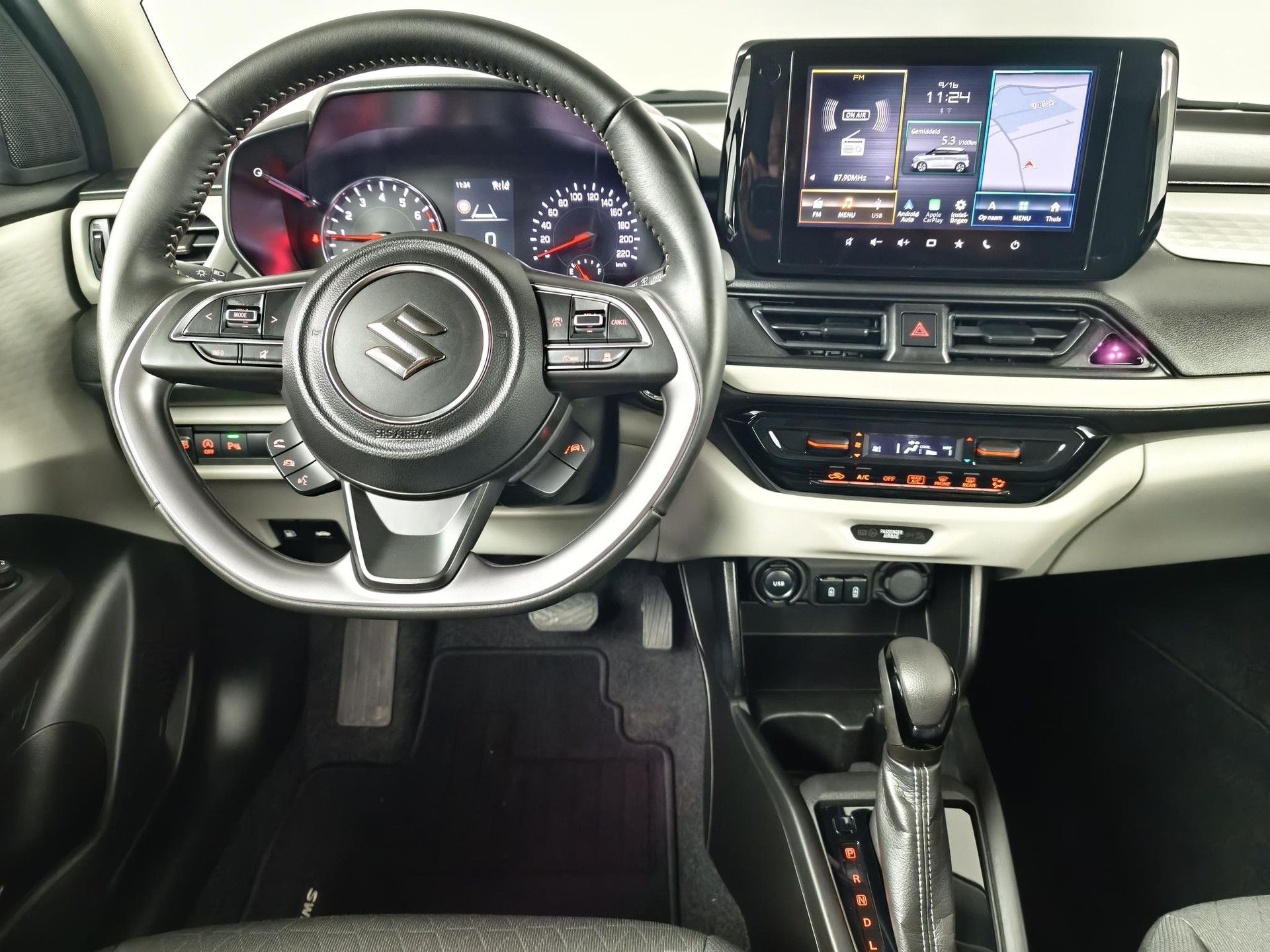 Suzuki Swift met kenteken KVS-98-F – autofoto 4