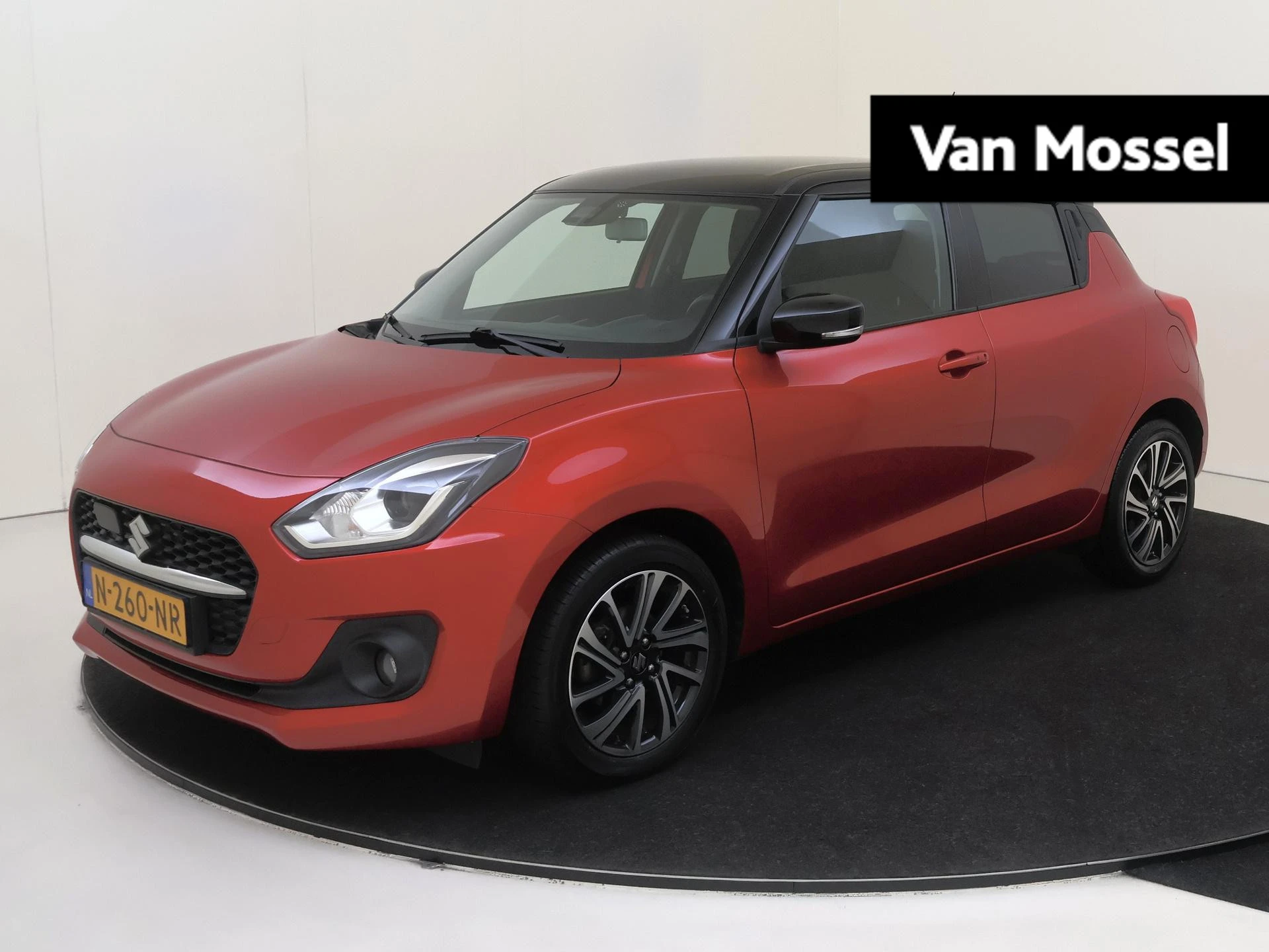 Suzuki Swift met kenteken N-260-NR – autofoto 2