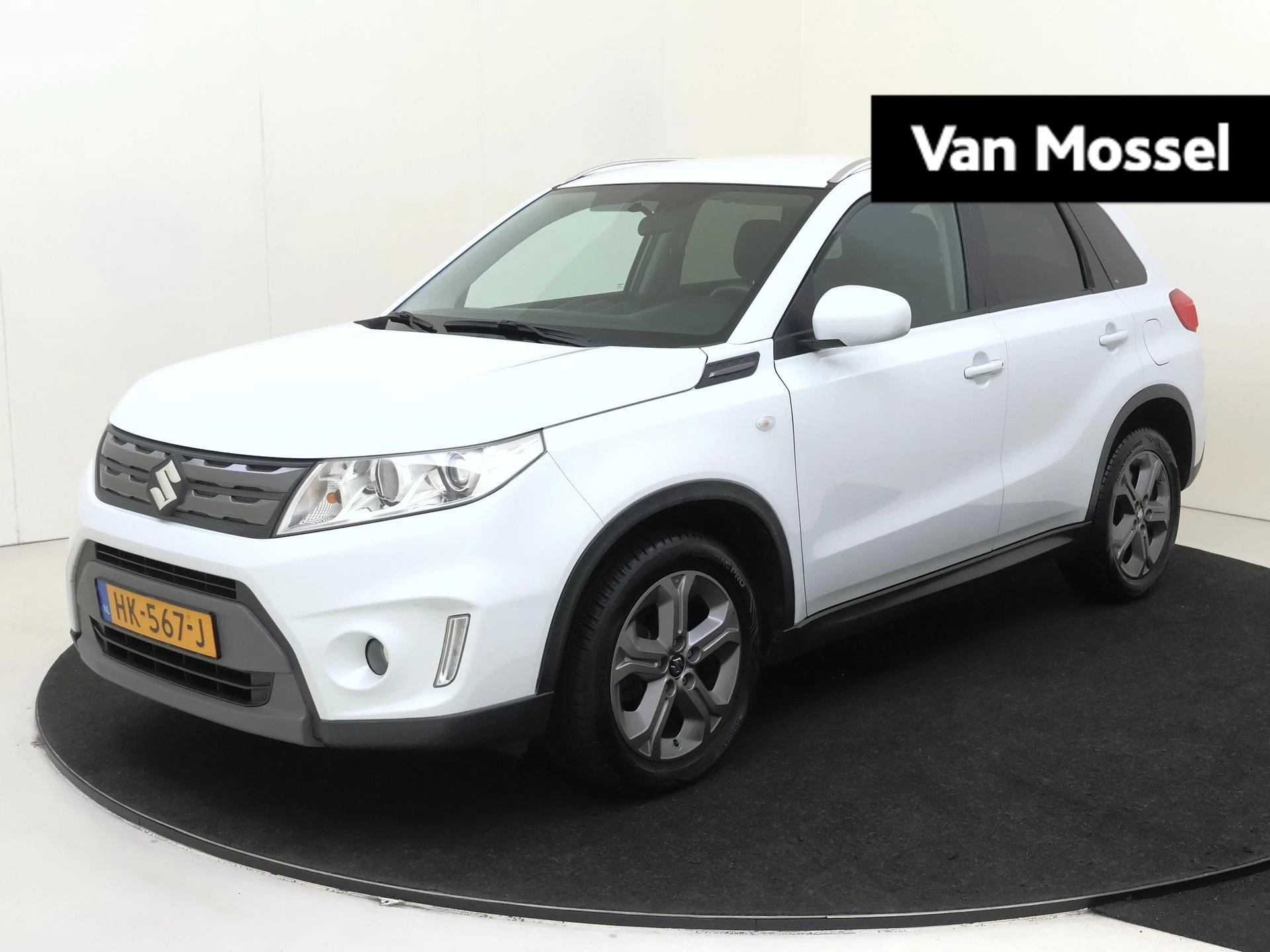 Suzuki Vitara met kenteken 66100 – autofoto 2