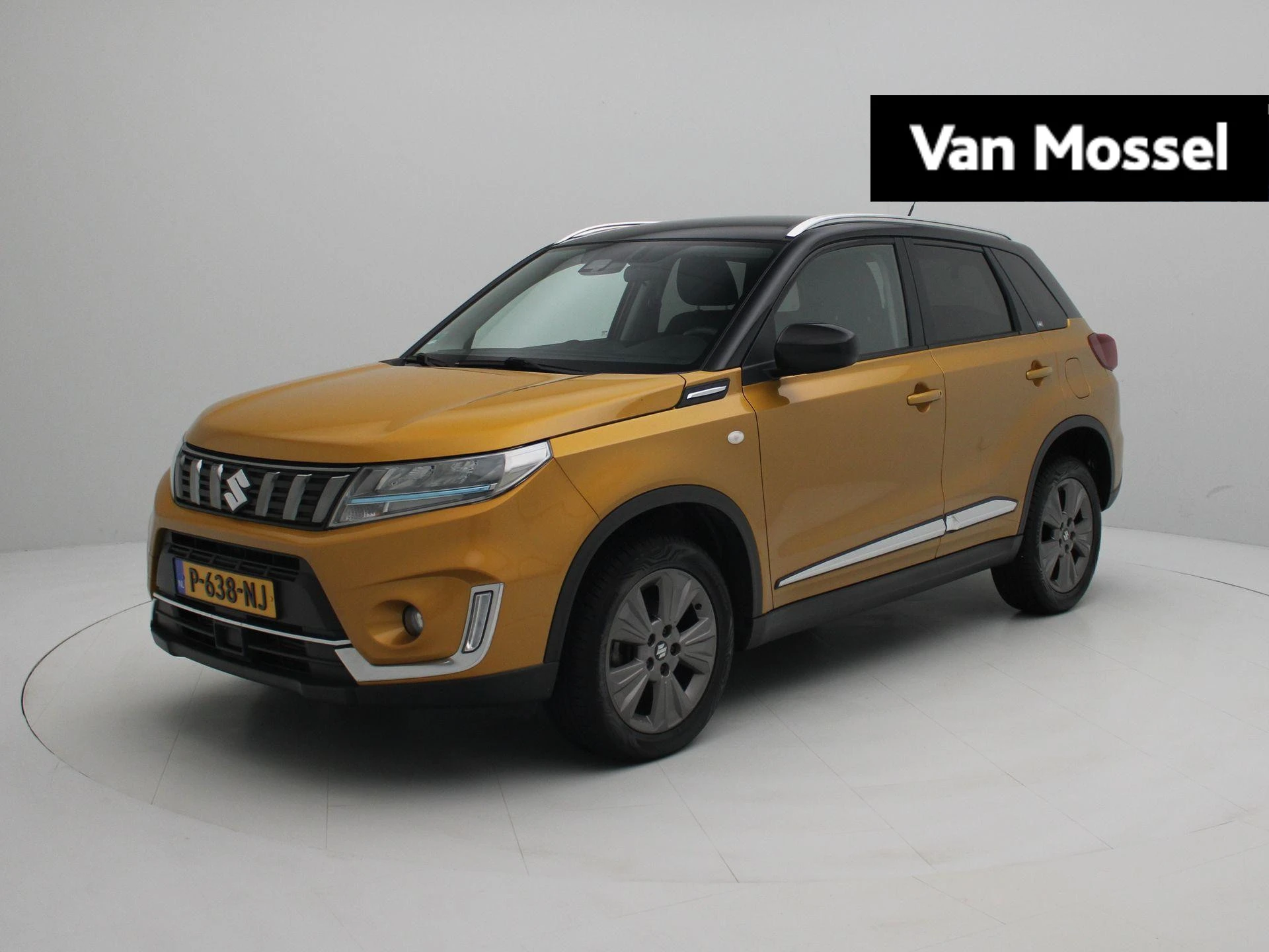 Suzuki Vitara met kenteken P-638-NJ – autofoto 2
