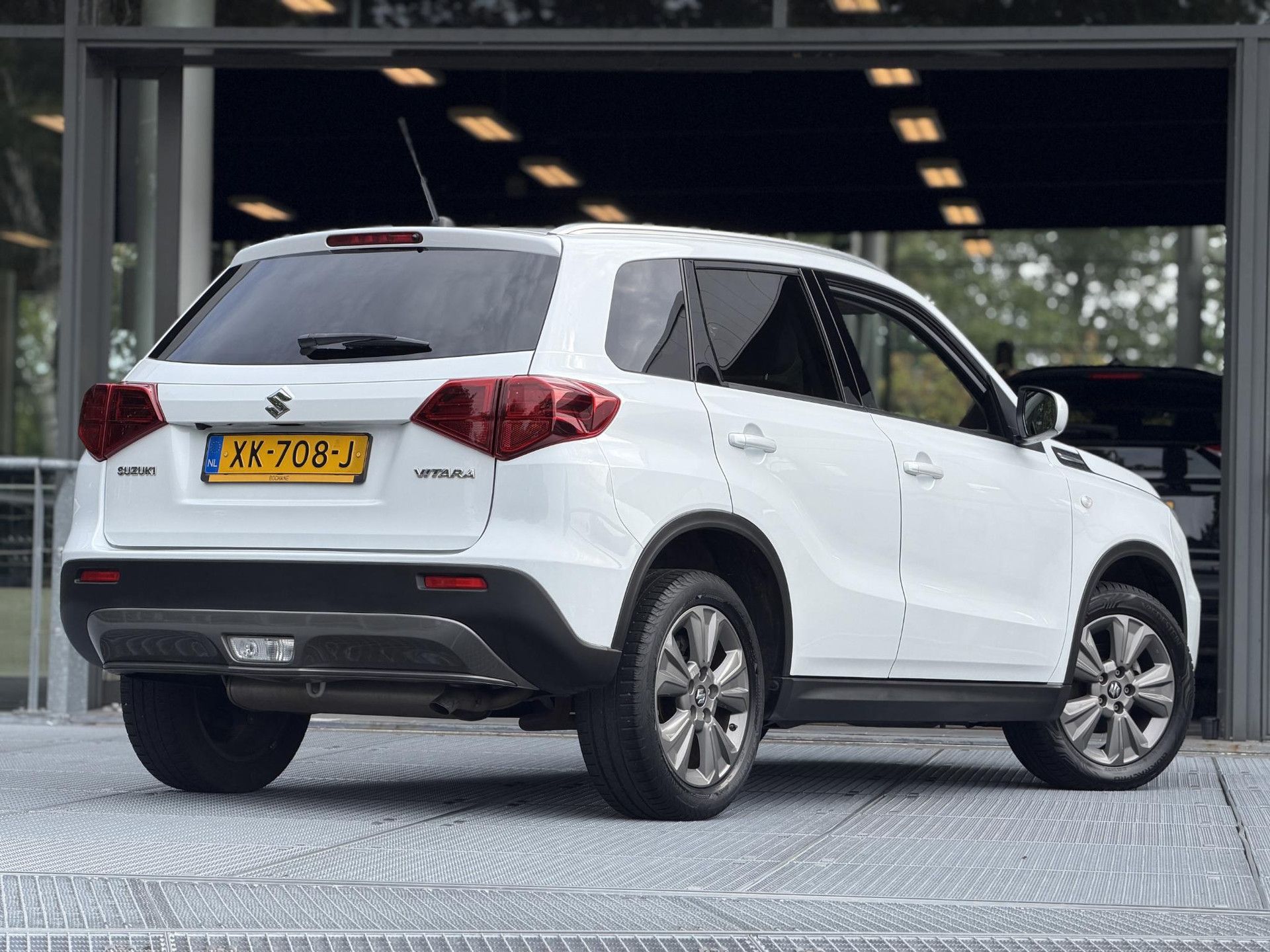 Suzuki Vitara met kenteken XK-708-J – autofoto 2