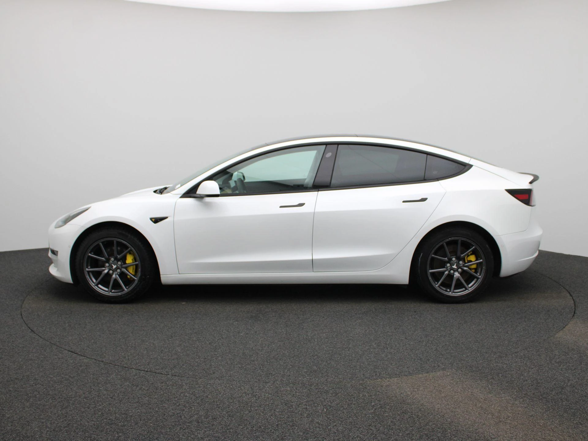 Tesla Model3 – autofoto 5