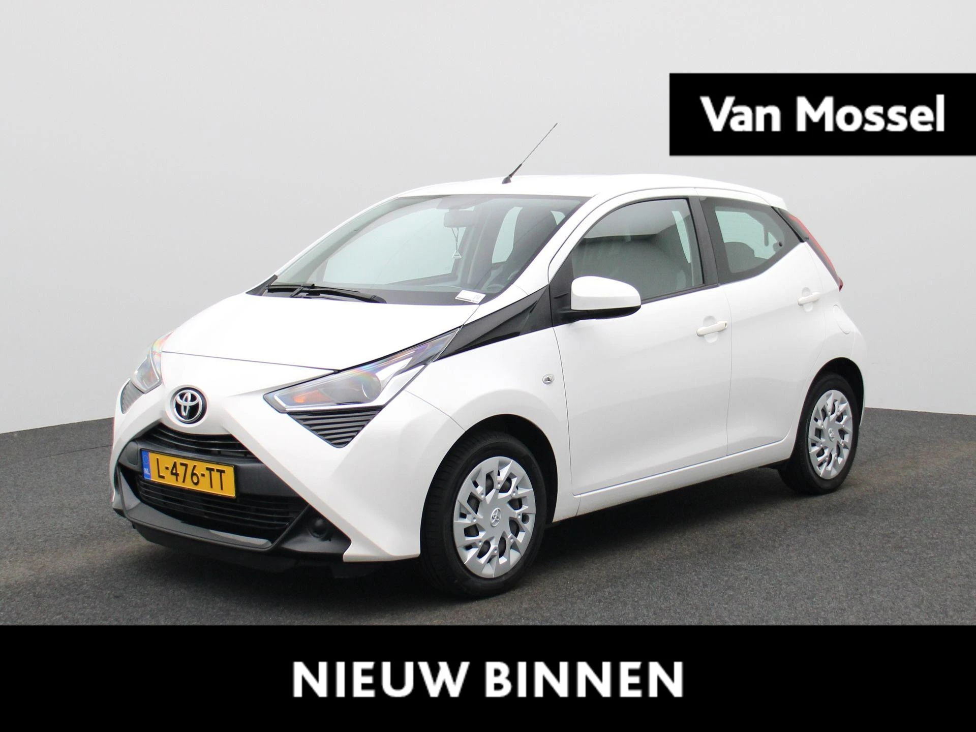 Toyota Aygo met kenteken L-476-TT – autofoto 2