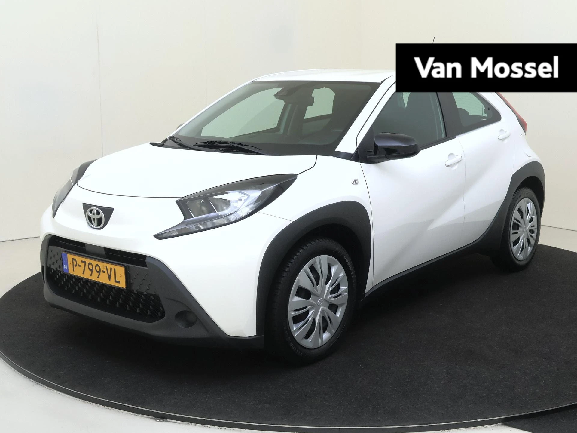 Toyota Aygo met kenteken P-799-VL – autofoto 2