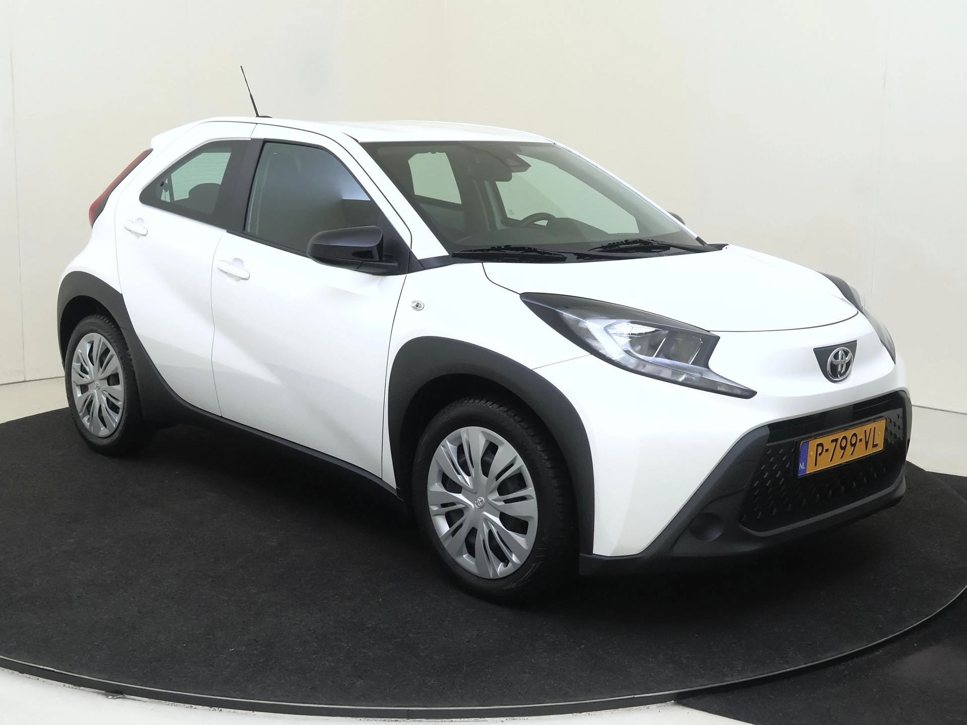Toyota Aygo met kenteken P-799-VL – autofoto 4