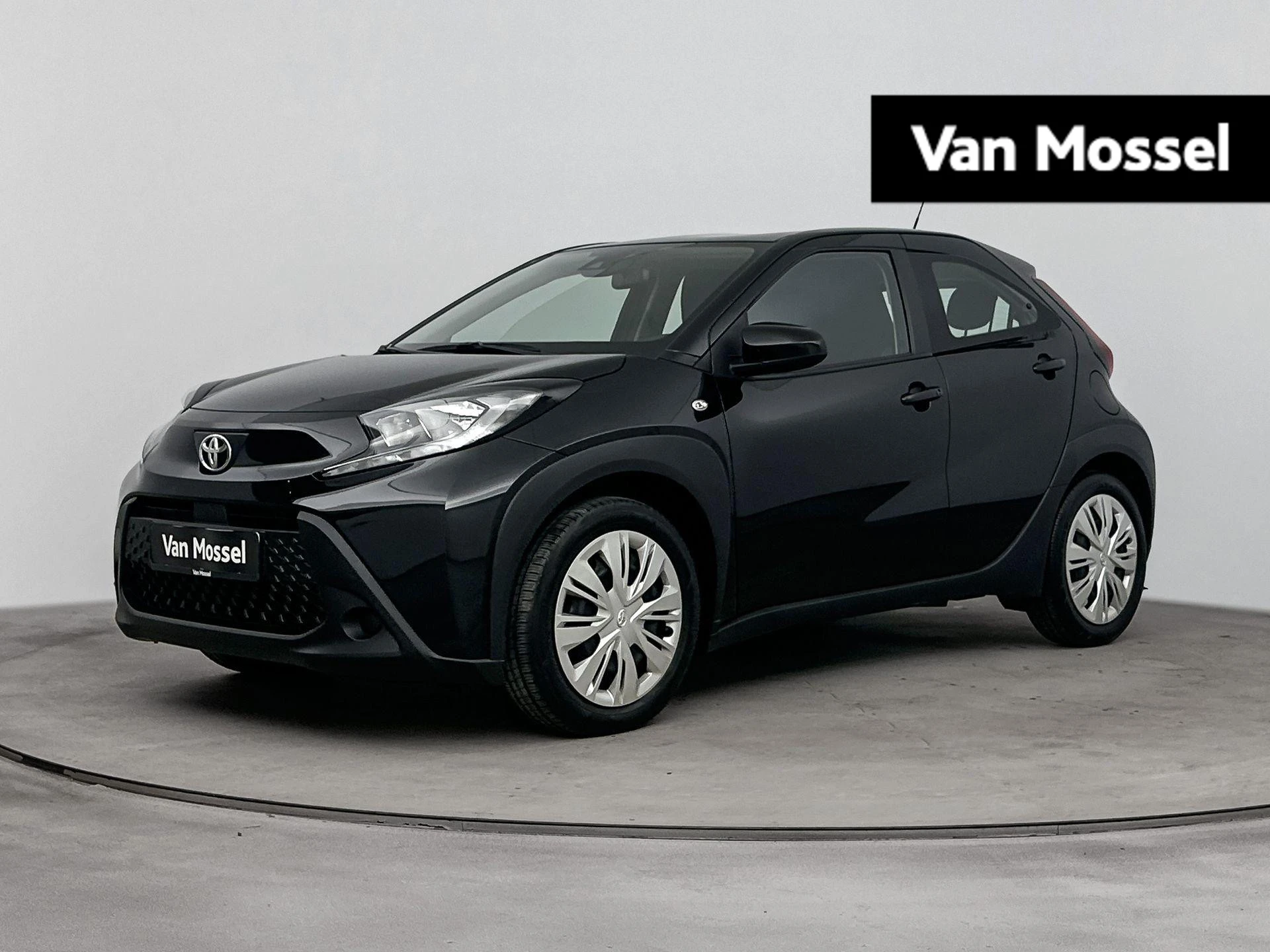 Toyota Aygo met kenteken R-521-ZN – autofoto 2