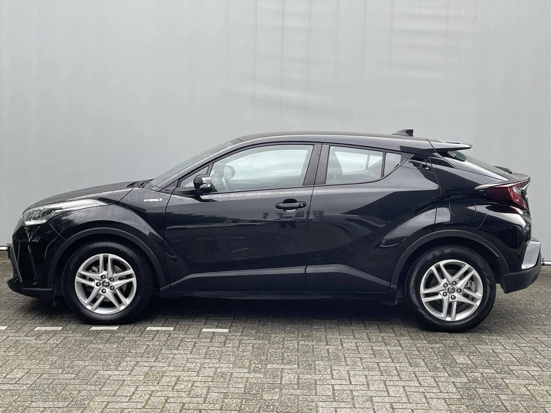 Toyota C-HR met kenteken 79014 – autofoto 5