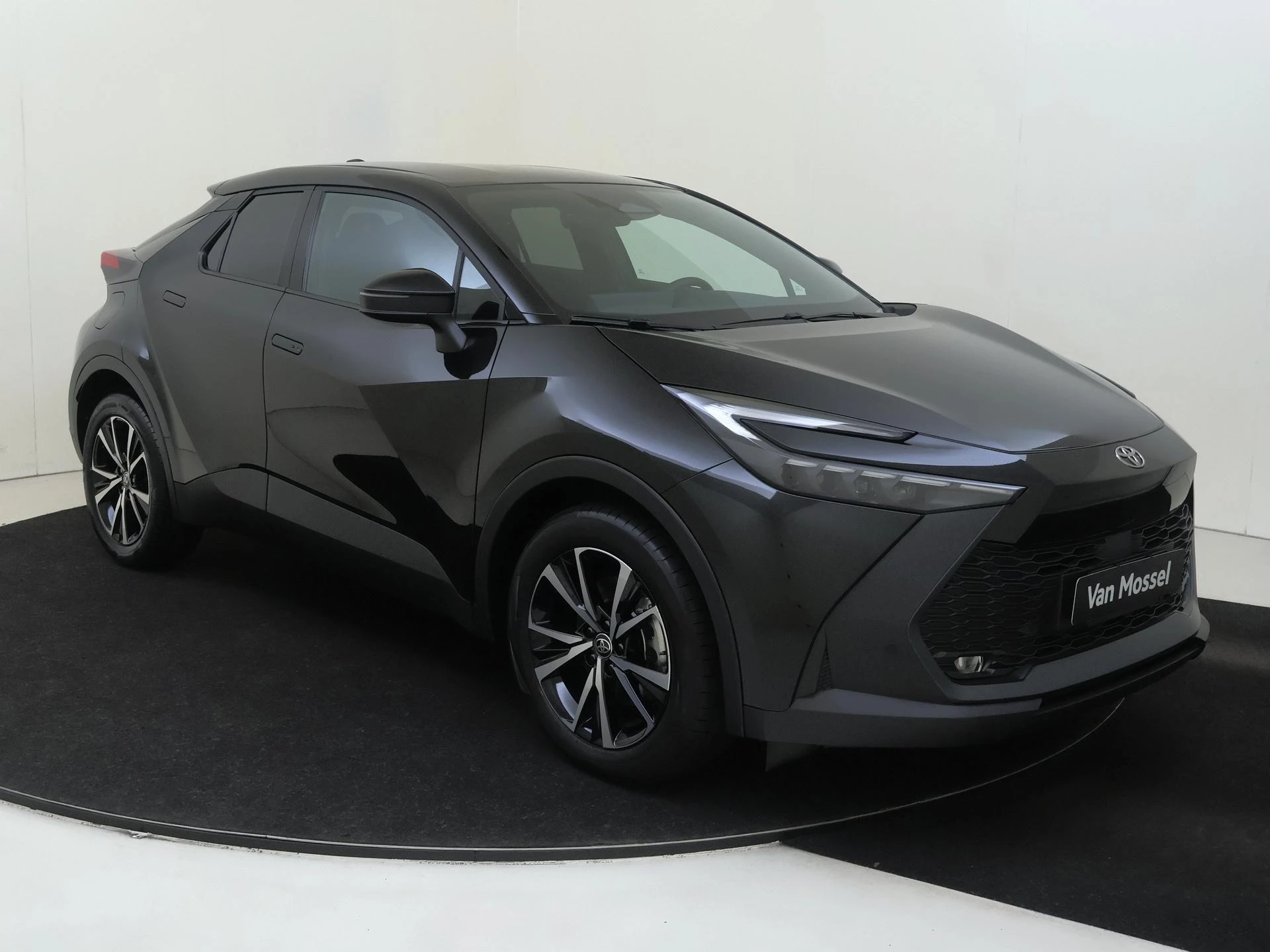 Toyota C-HR – autofoto 3