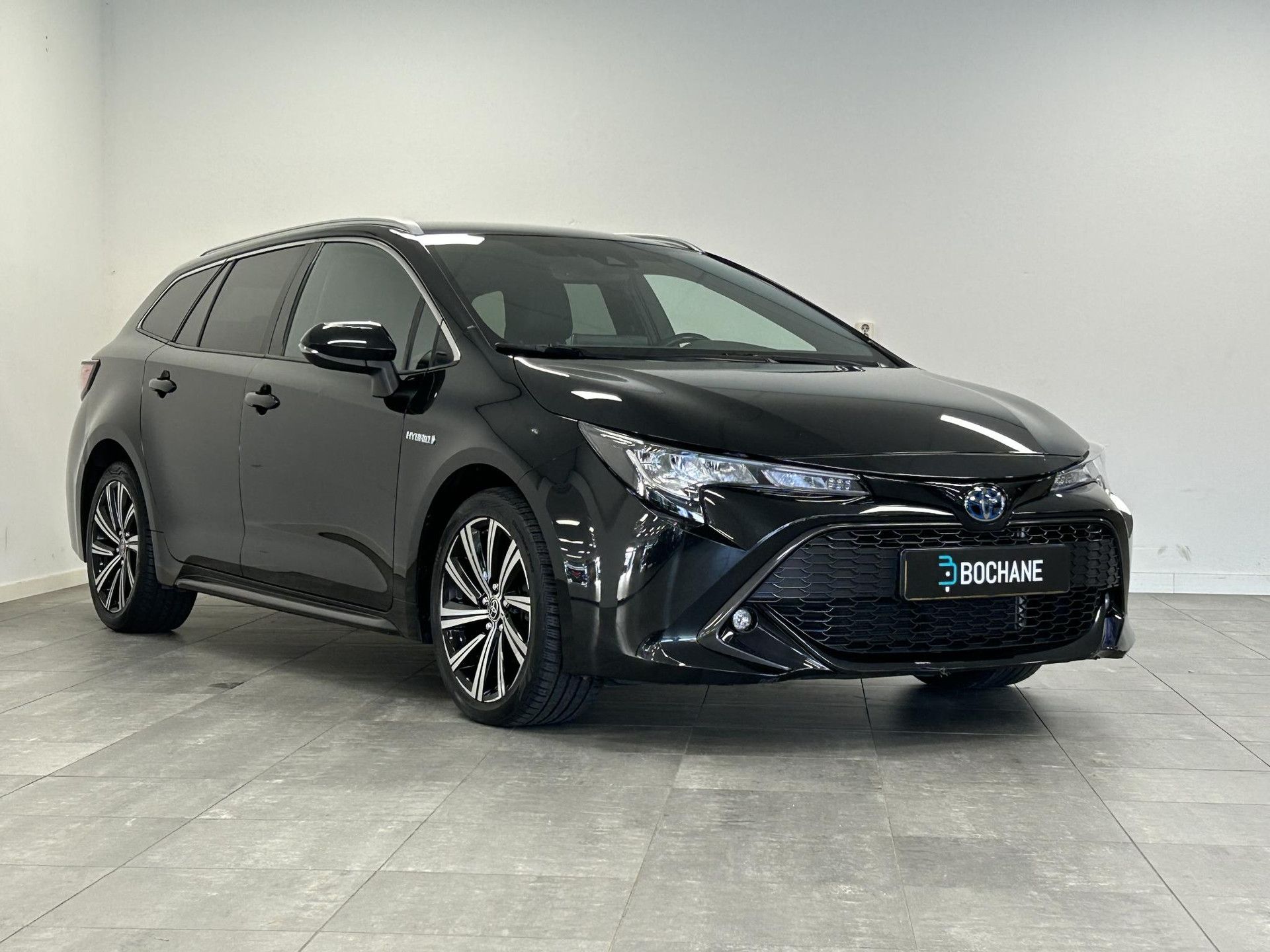 Toyota Corolla Touring Sports met kenteken L-140-SB – autofoto 5