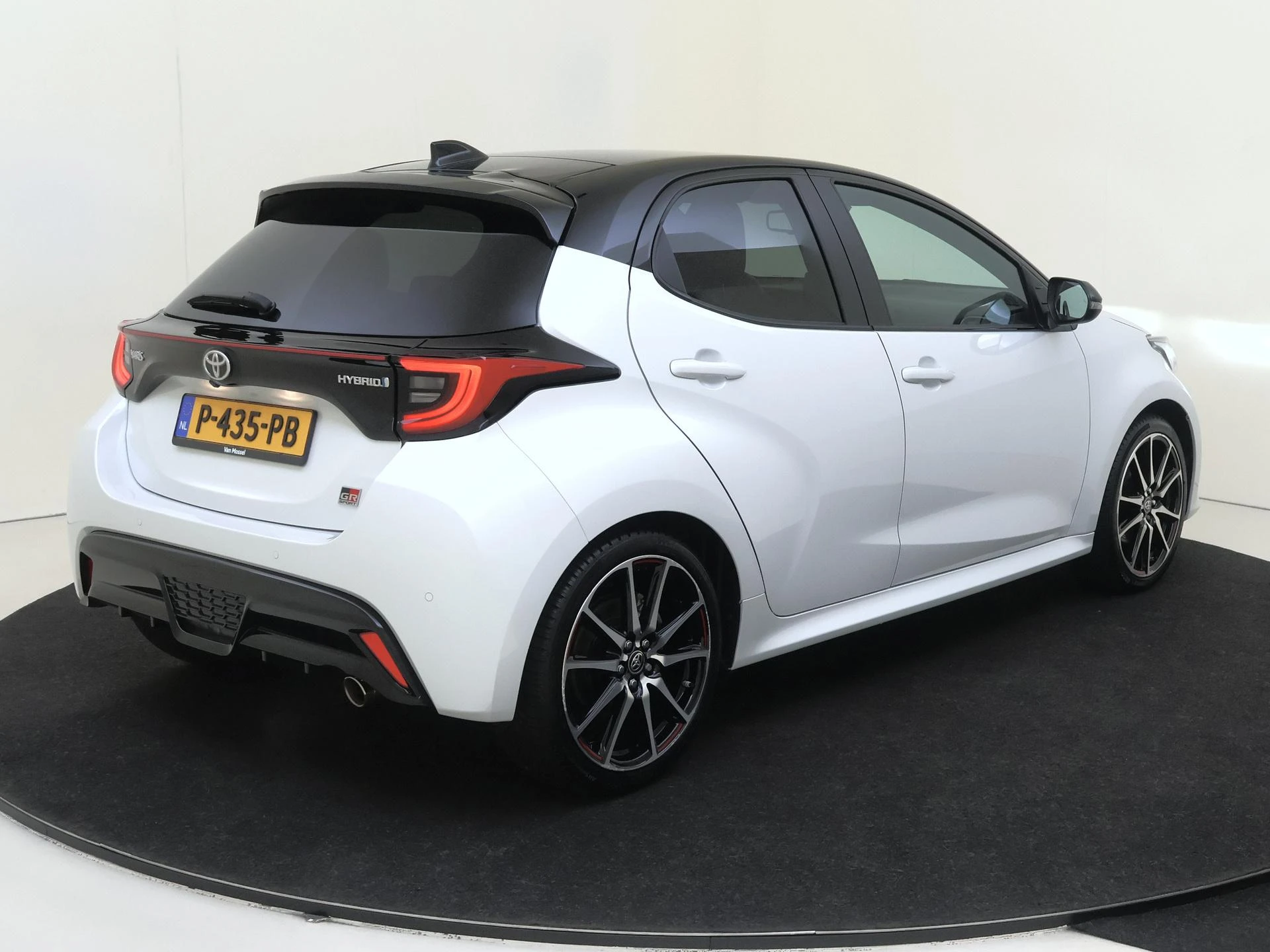 Toyota Yaris – autofoto 5