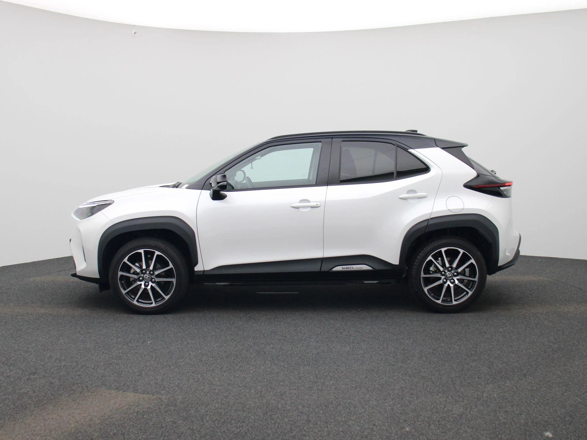 Toyota YarisCross – autofoto 5