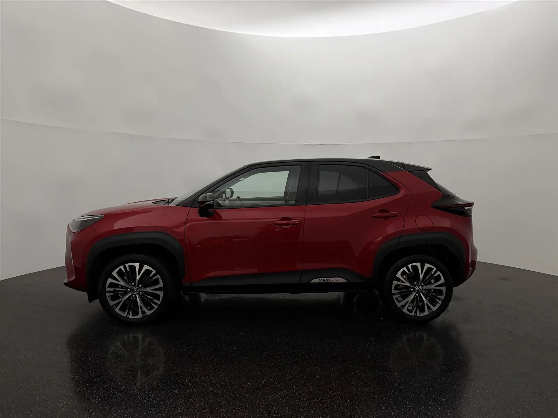 Toyota YarisCross met kenteken HHZ-43-R – autofoto 2