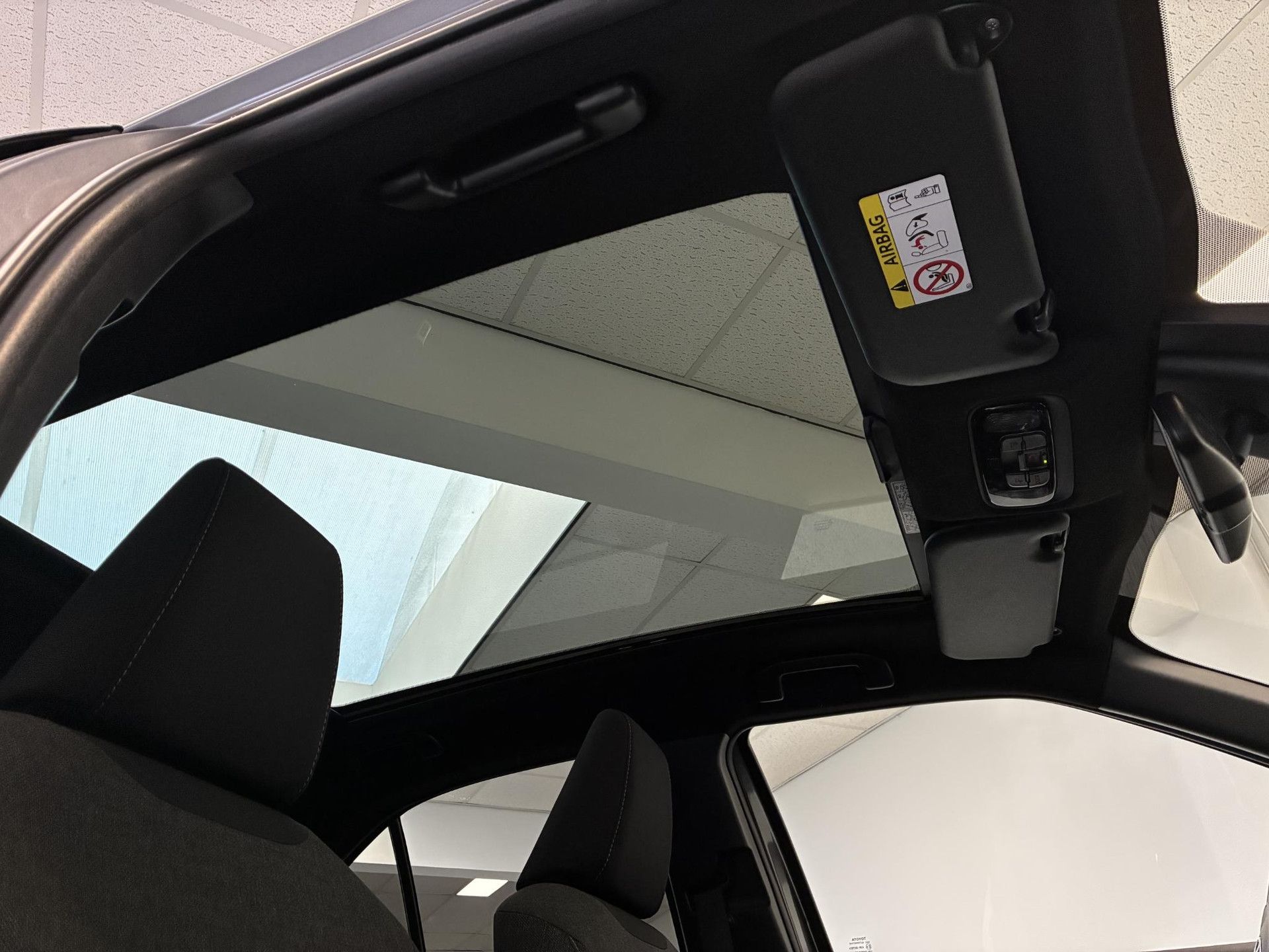 Toyota YarisCross met kenteken T-845-VS – autofoto 5