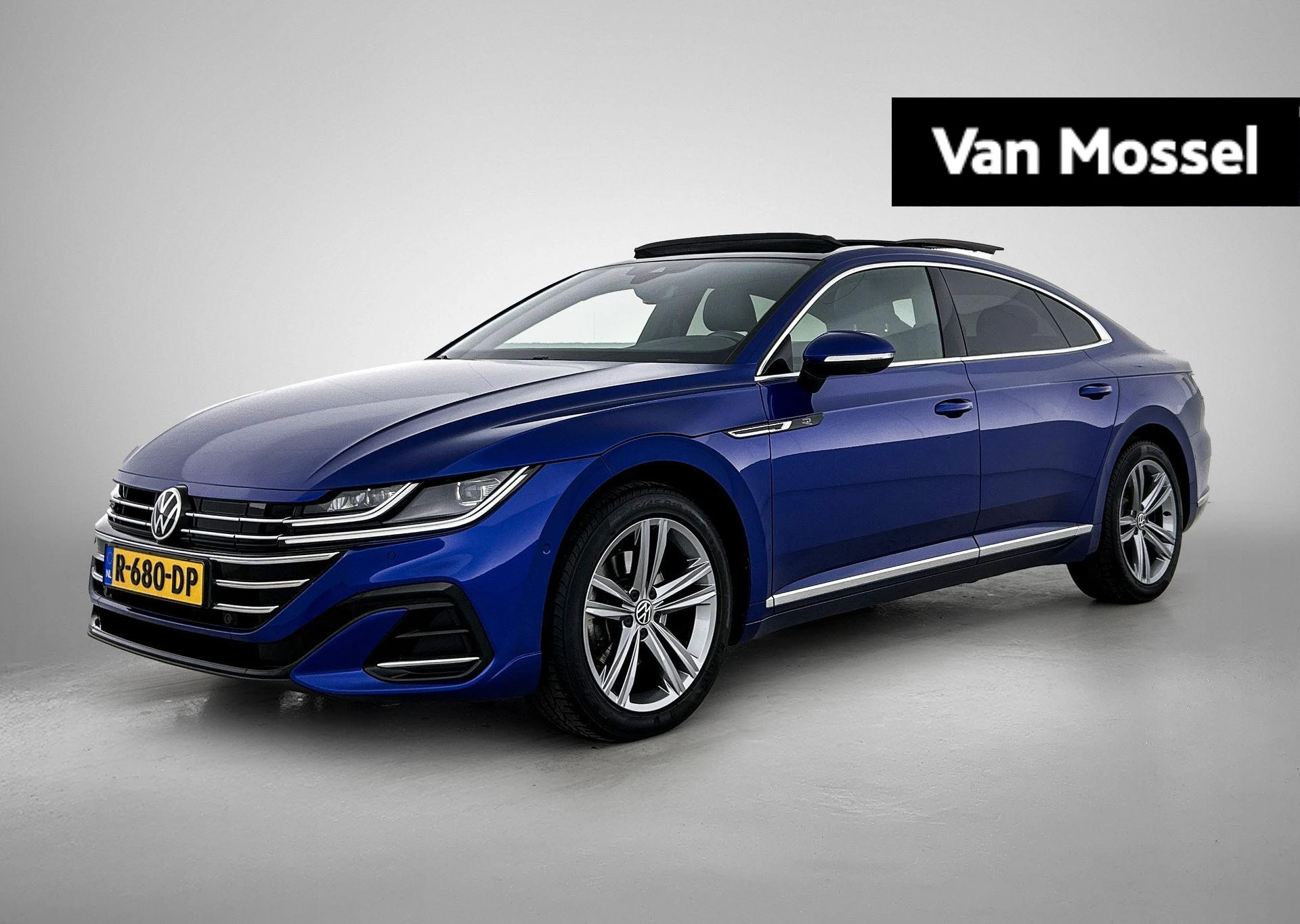 Volkswagen Arteon met kenteken 11100 – autofoto 2