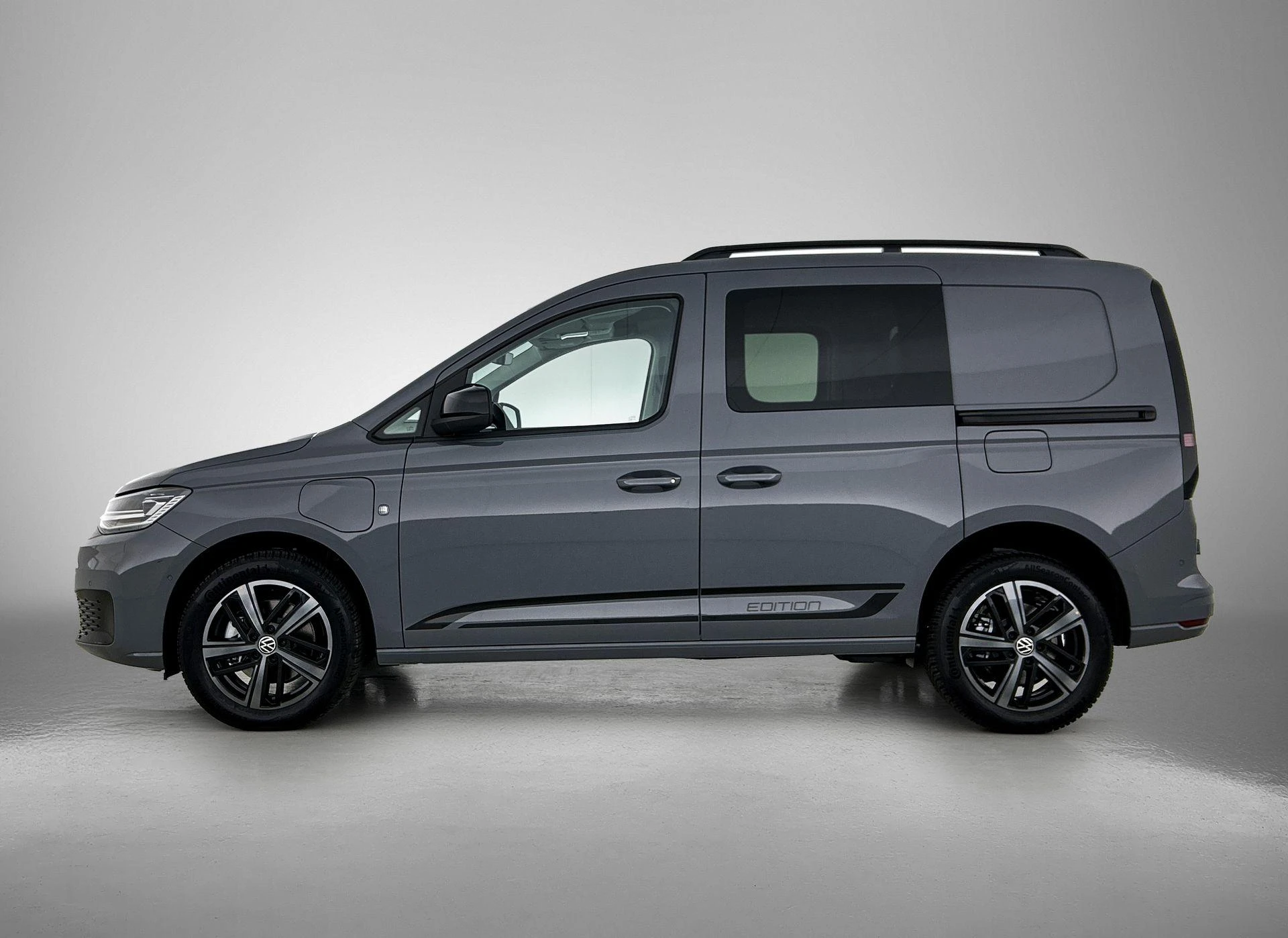 Volkswagen Caddy met kenteken 117 – autofoto 4