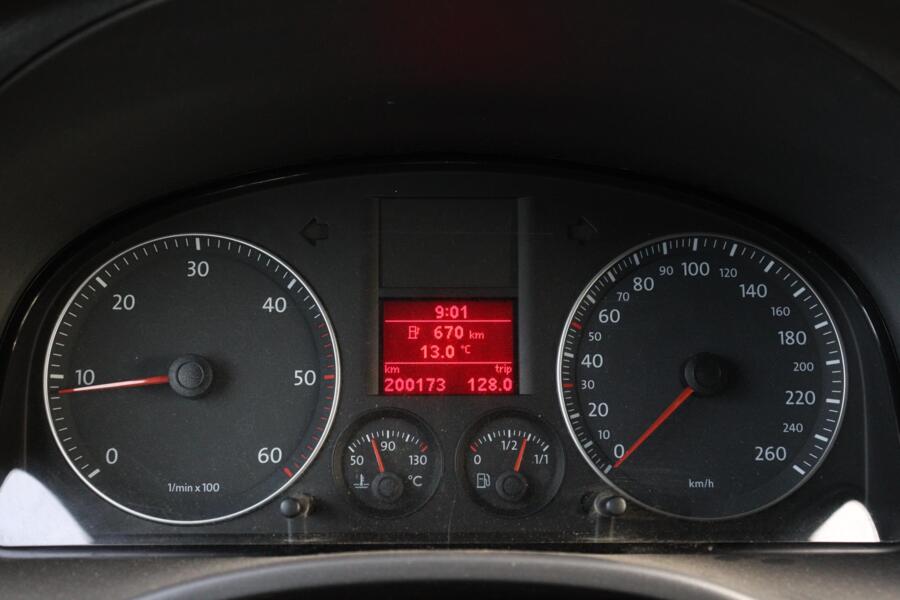 Volkswagen Caddy met kenteken 89-VFJ-5 – autofoto 4