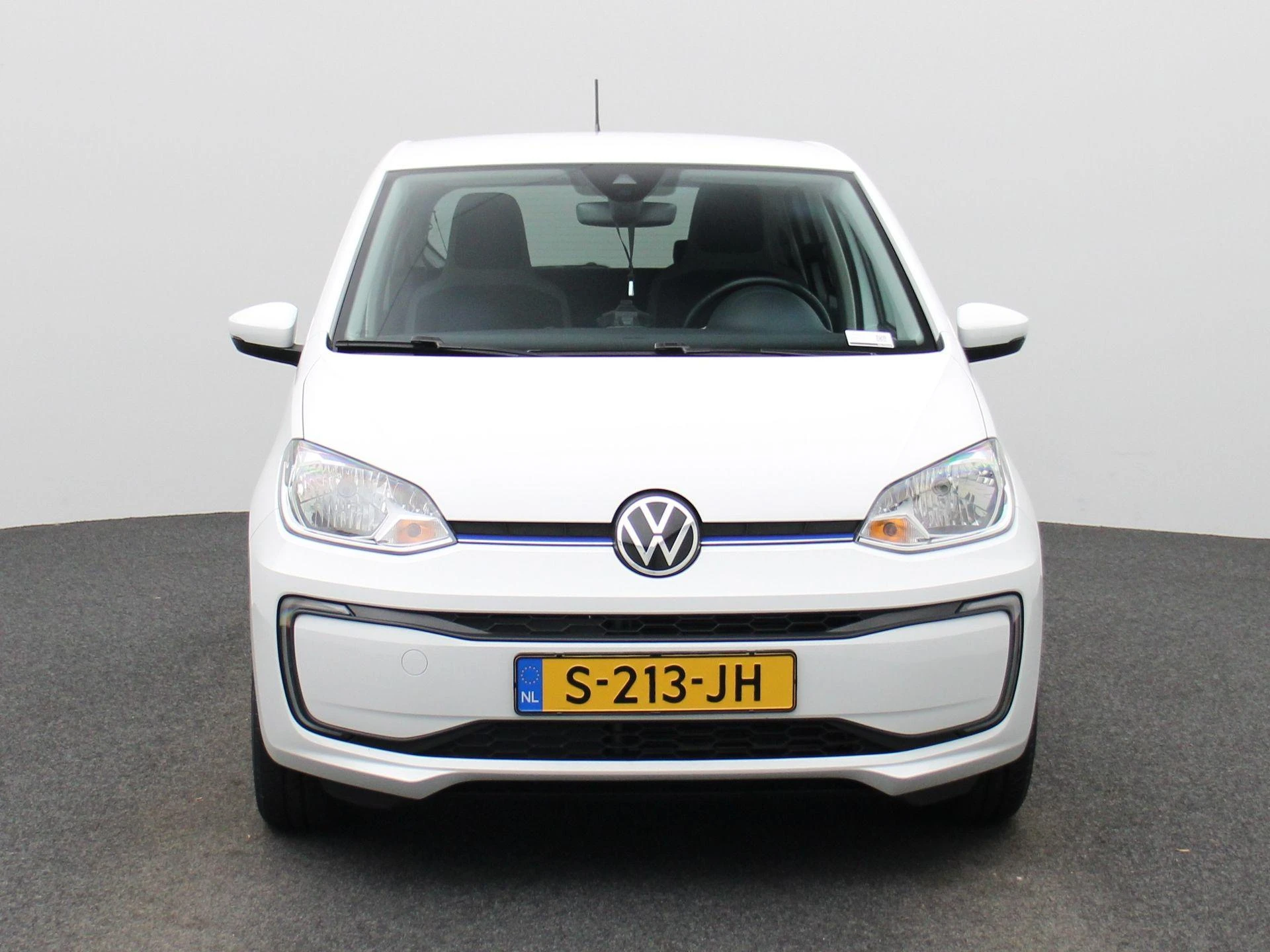 Volkswagen E-Up! – autofoto 4