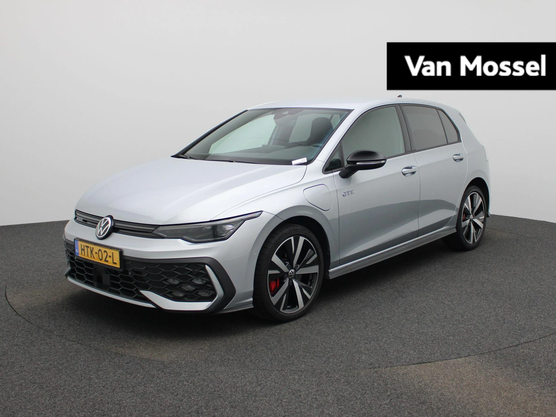 Volkswagen Golf met kenteken 03100 – autofoto 2