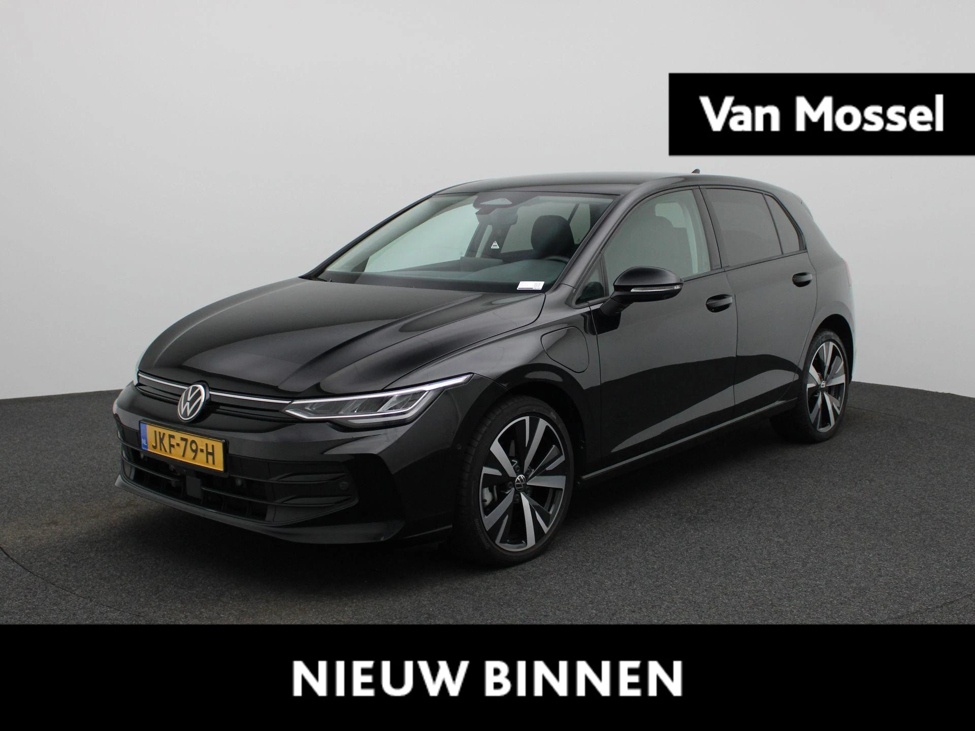 Volkswagen Golf met kenteken 03100 – autofoto 2