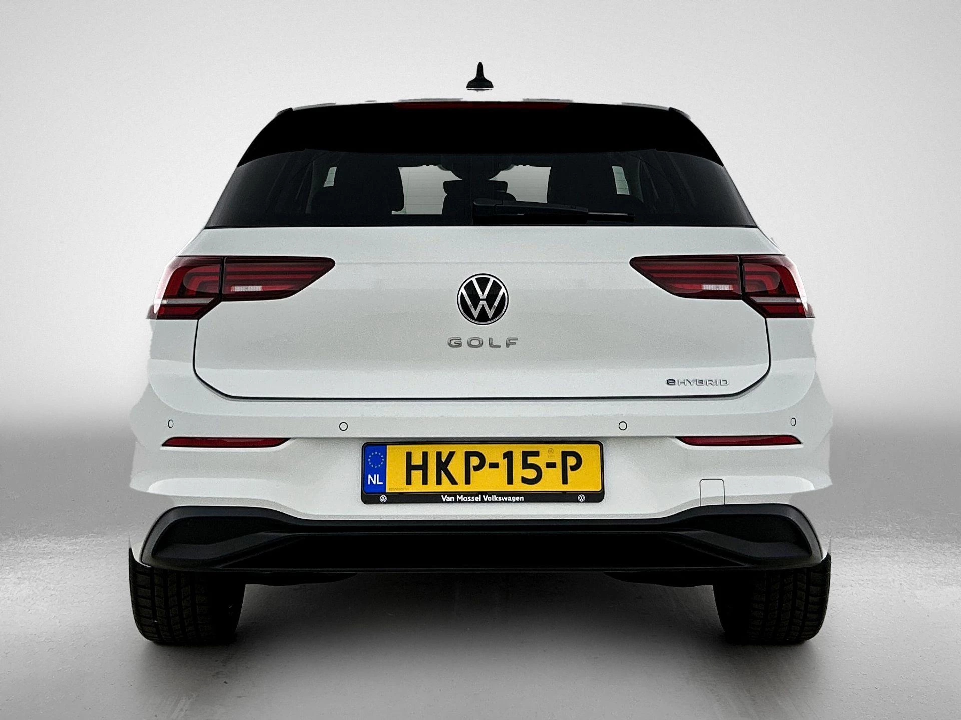 Volkswagen Golf met kenteken 03100 – autofoto 5